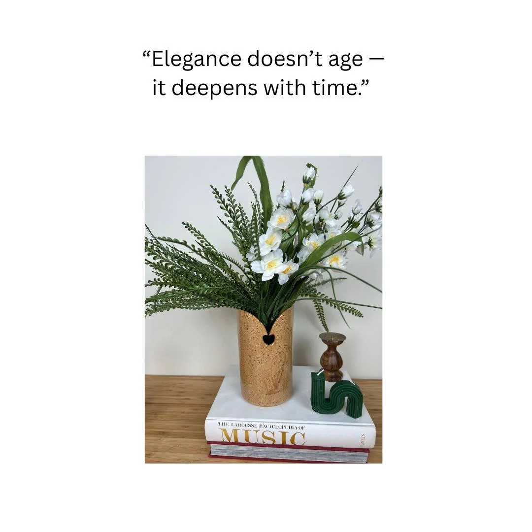 Fast fashion fades. Plastic breaks.
But real beauty? It grows richer with every passing year.
Fall in love with timeless design again 💛
Find this piece here:
👉 vintage.renaissance.store
#Antiques
#AntiqueDecor
#VintageVibes
#VintageStyle
#Vintage