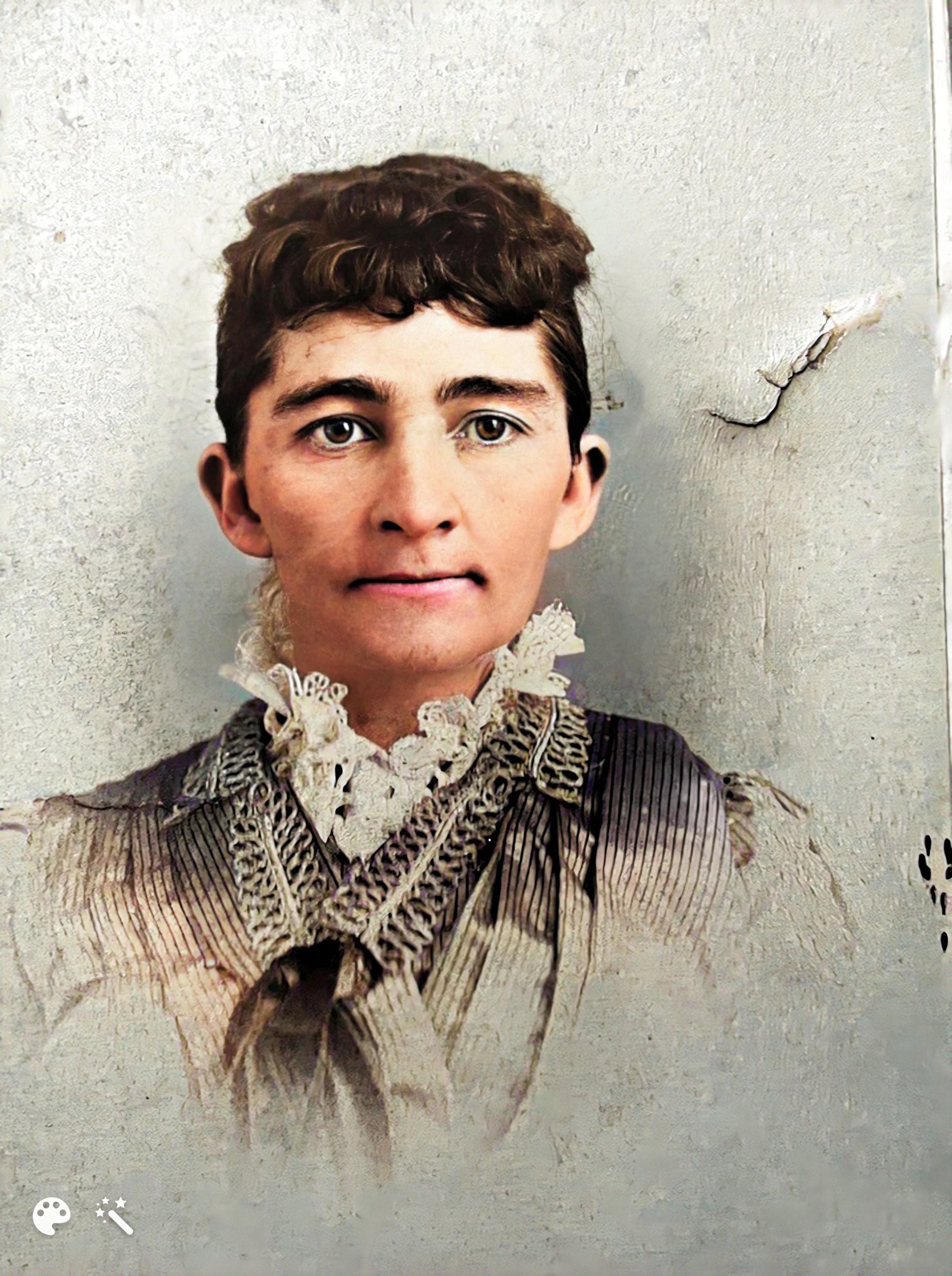 Senah Hoge Reynolds II-Colorized-Enhanced-Repaired.jpg