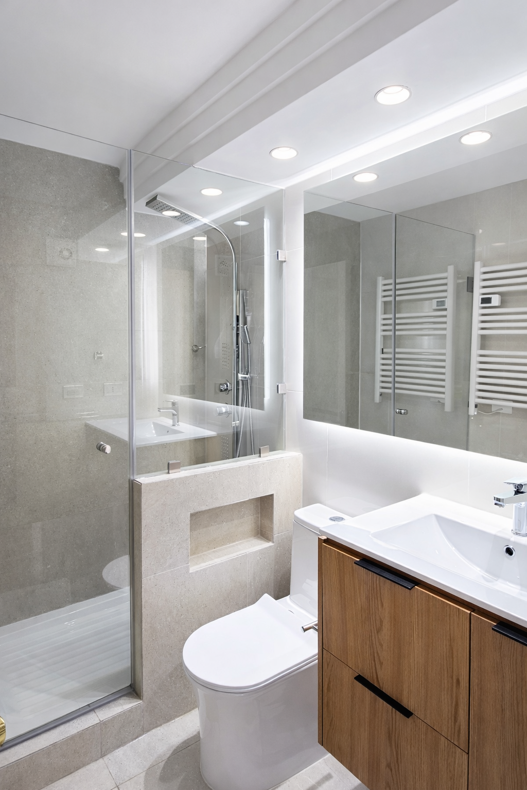 BAÑO DEPARTAMENTO LA GLORIA