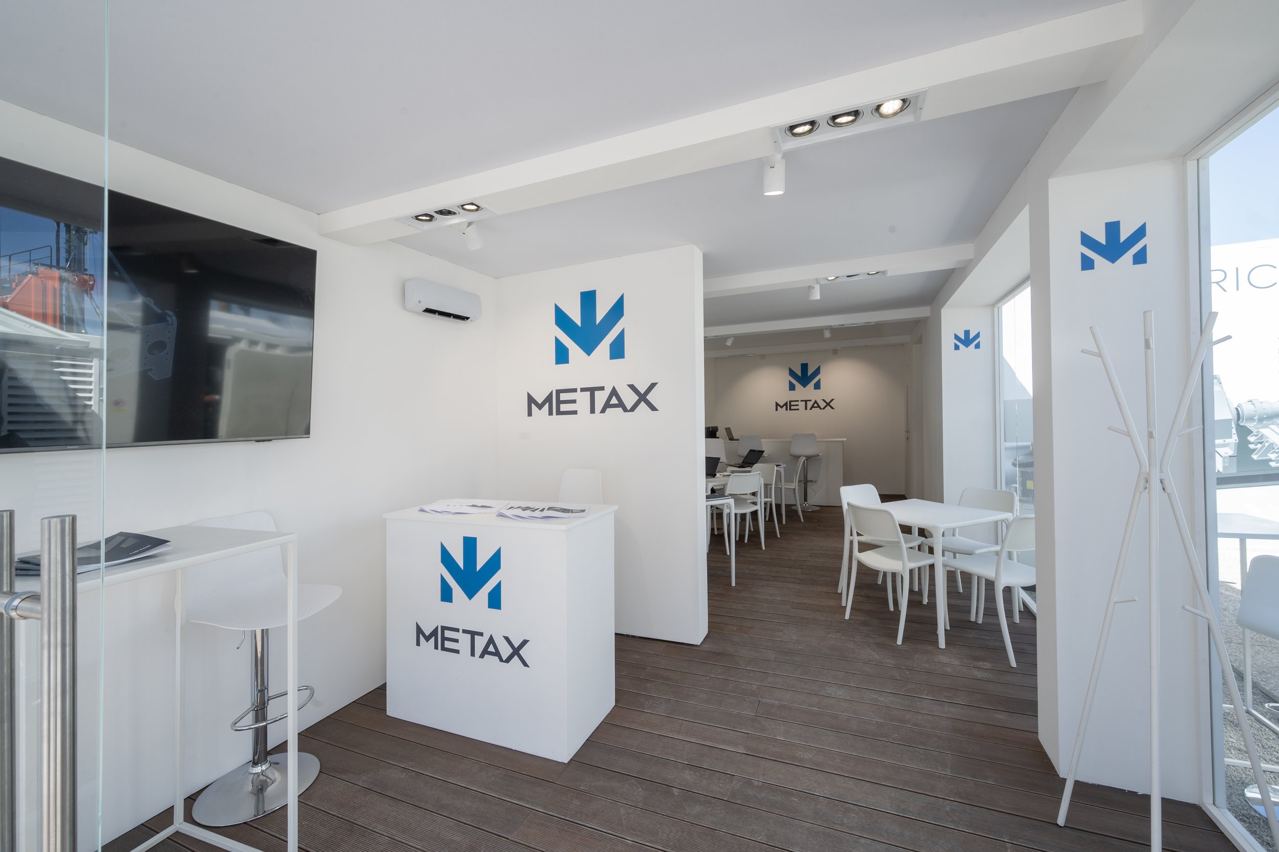 metax 04.jpg