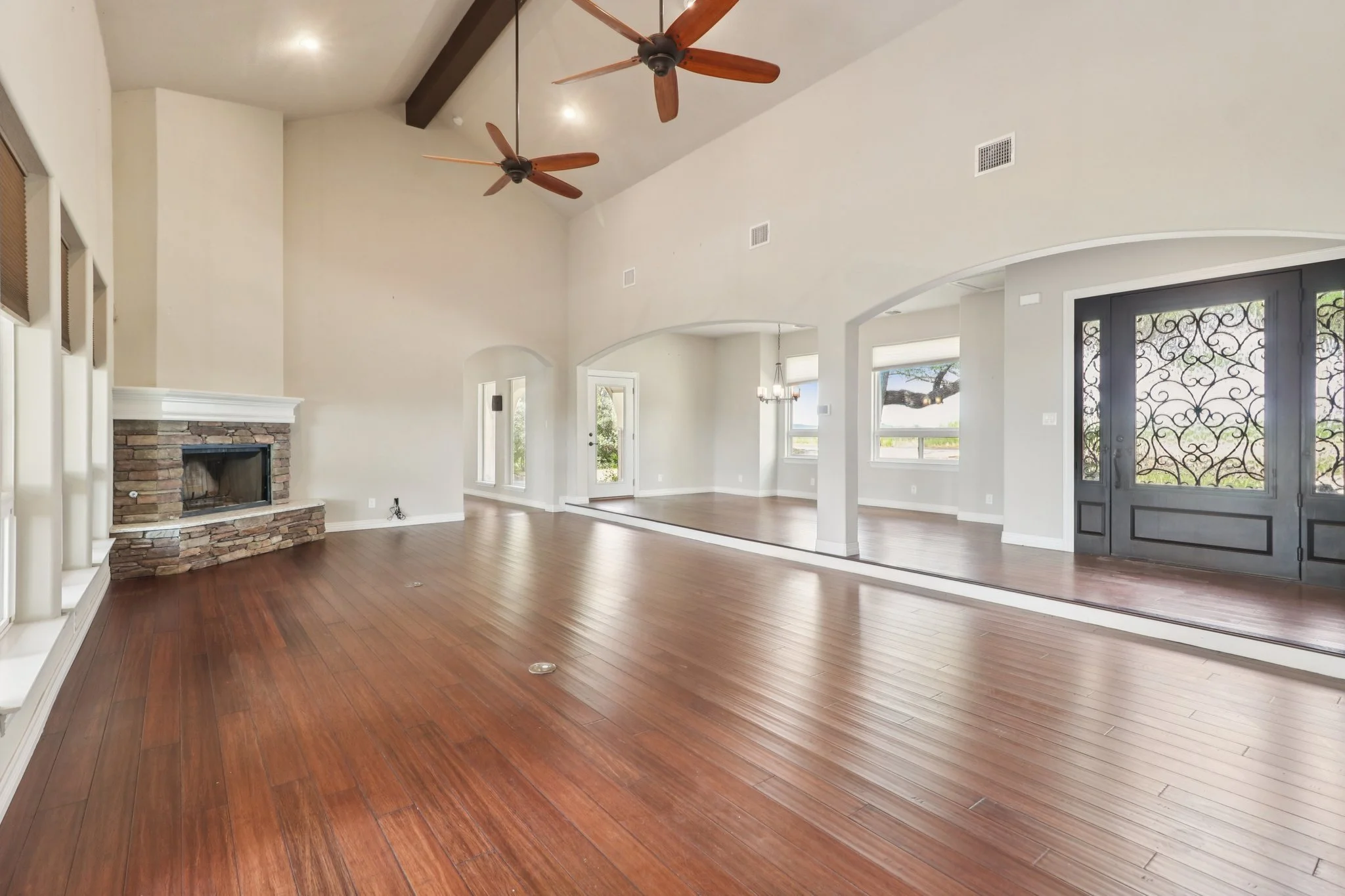 16-web-or-mls-Vista Verde-S0508-010.jpg