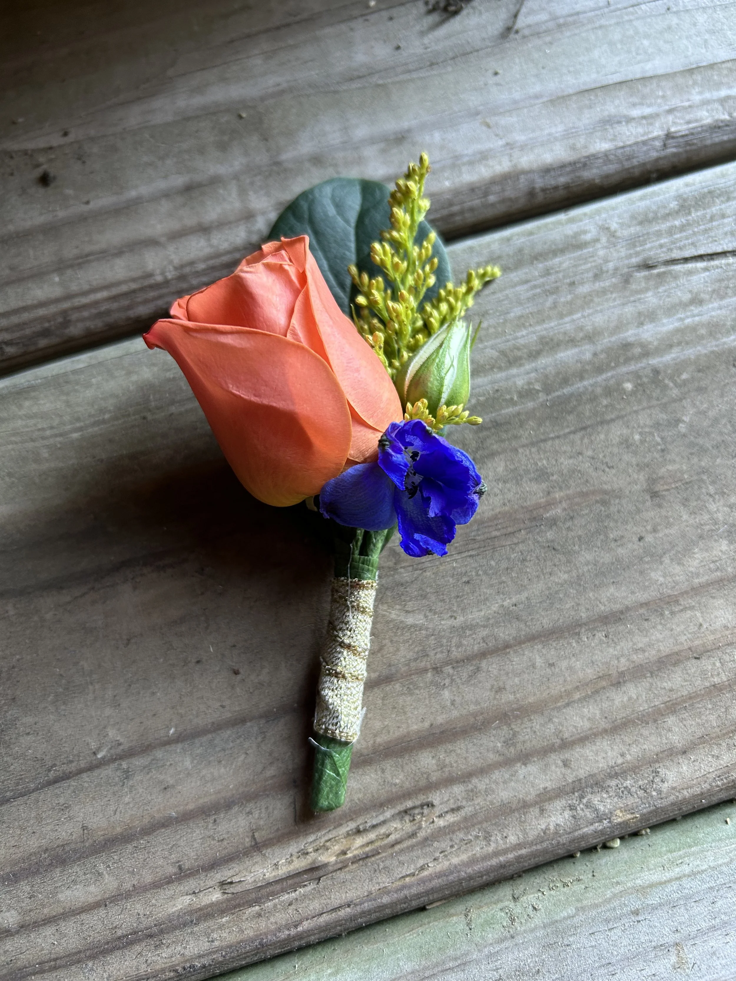 Peach Boutonniere.jpg