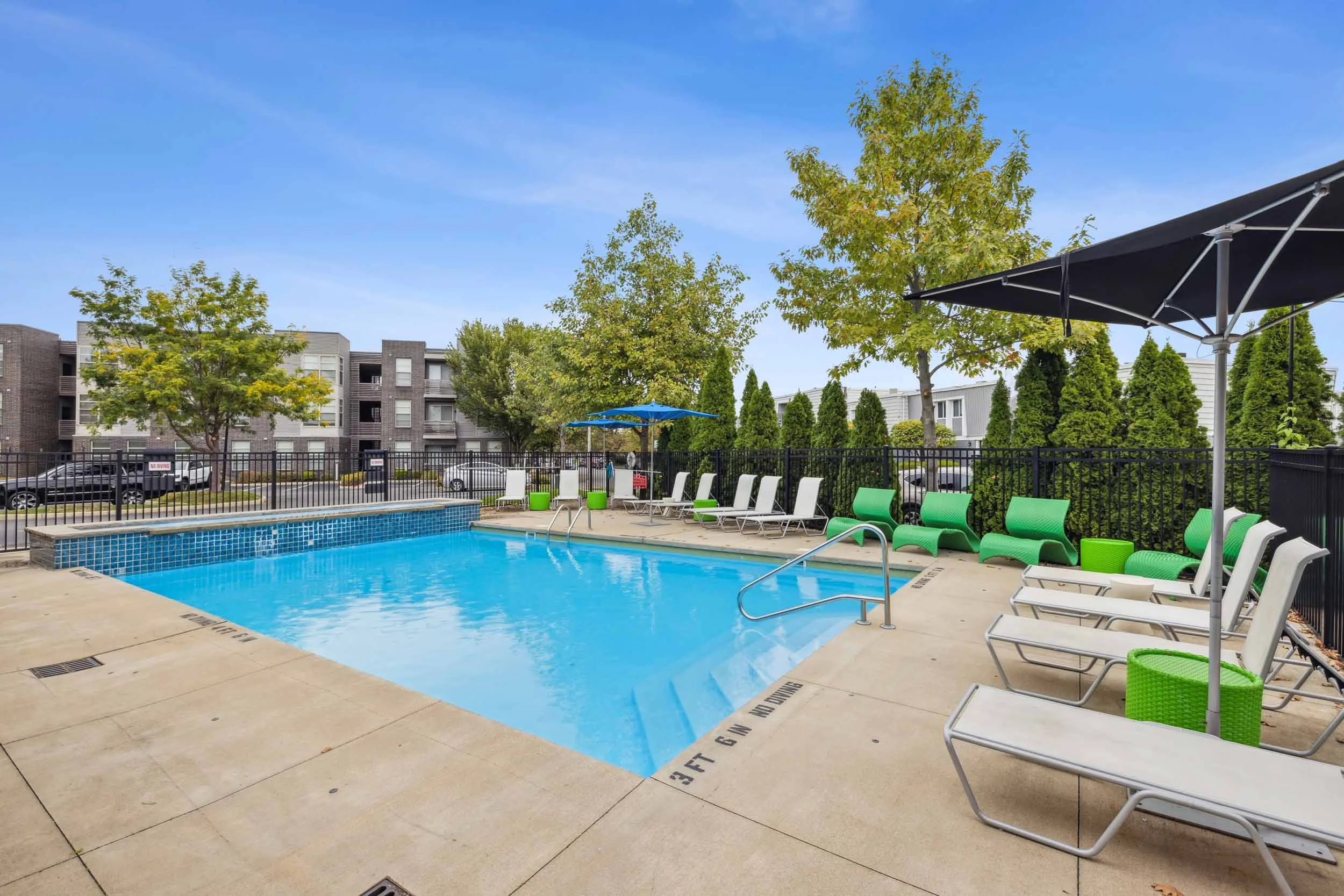 Trotters Park | Apartments in Columbus, OH | Resort-Style Pool