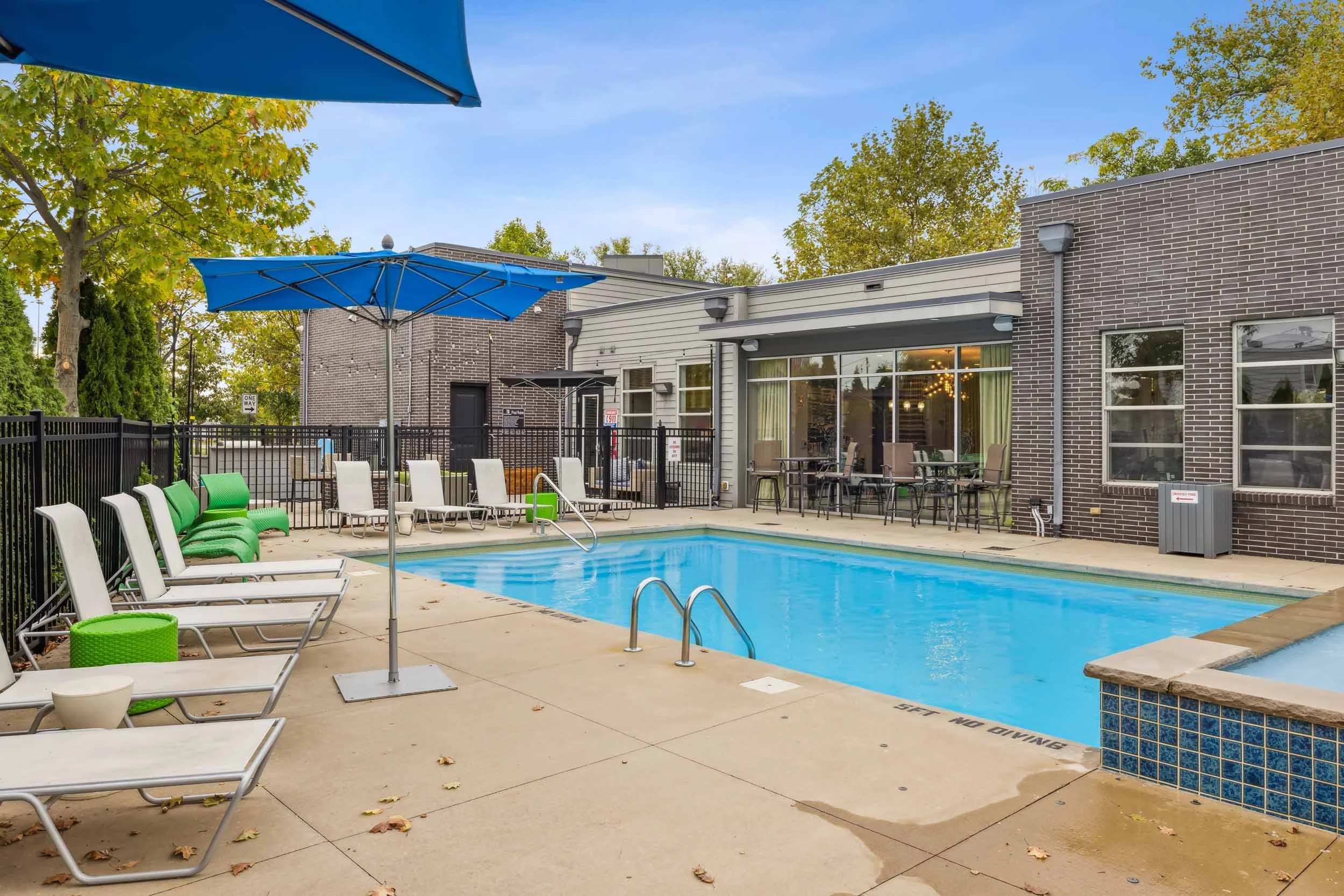 Trotters Park | Apartments in Columbus, OH | Resort-Style Pool