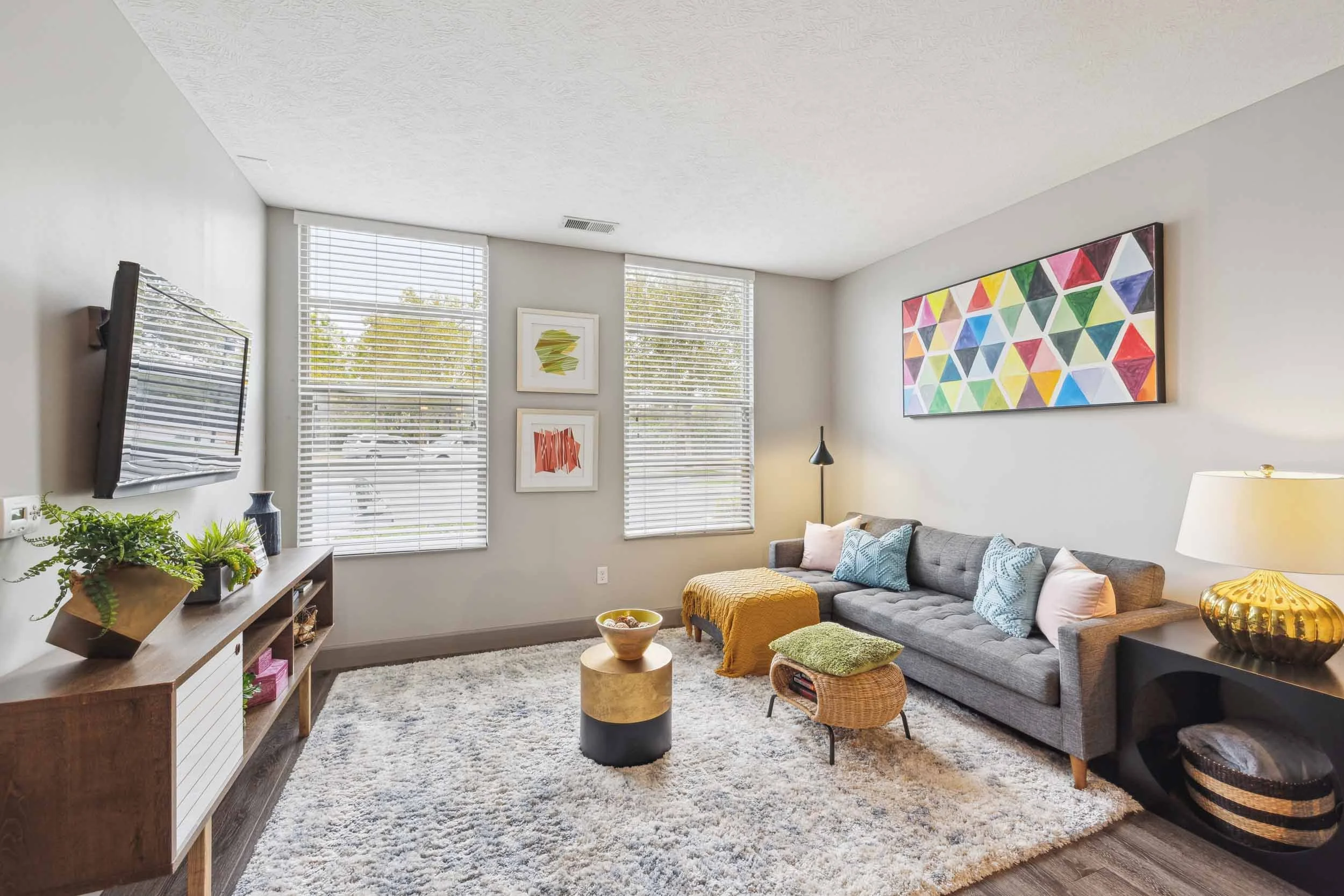 Trotters Park | Apartments in Columbus, OH | Living Room