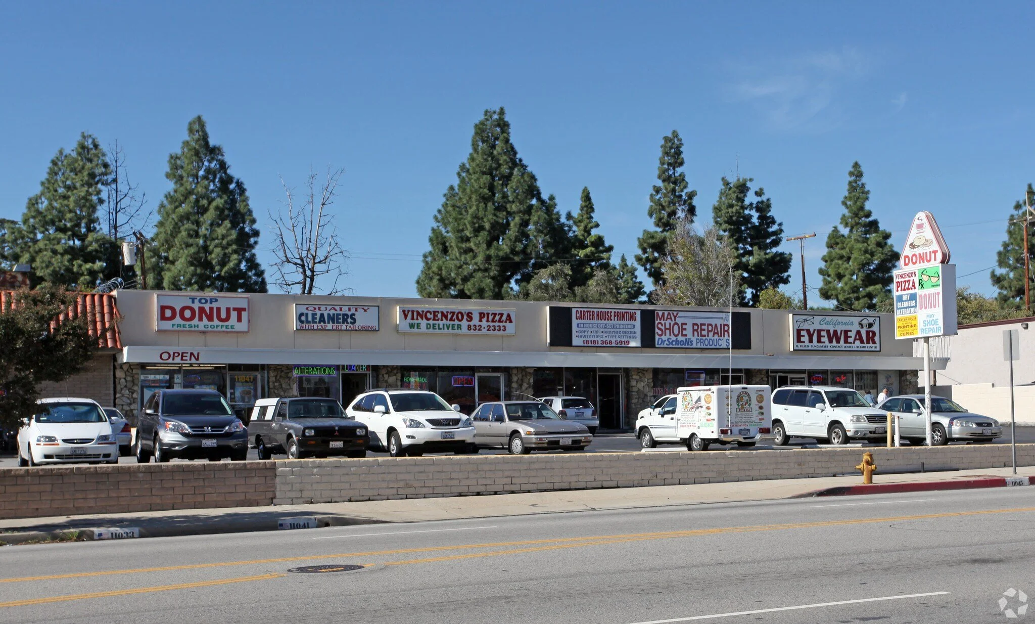 SOLD $2,200,000 Granada Hills, CA 6 strip commercial retail click for more info
