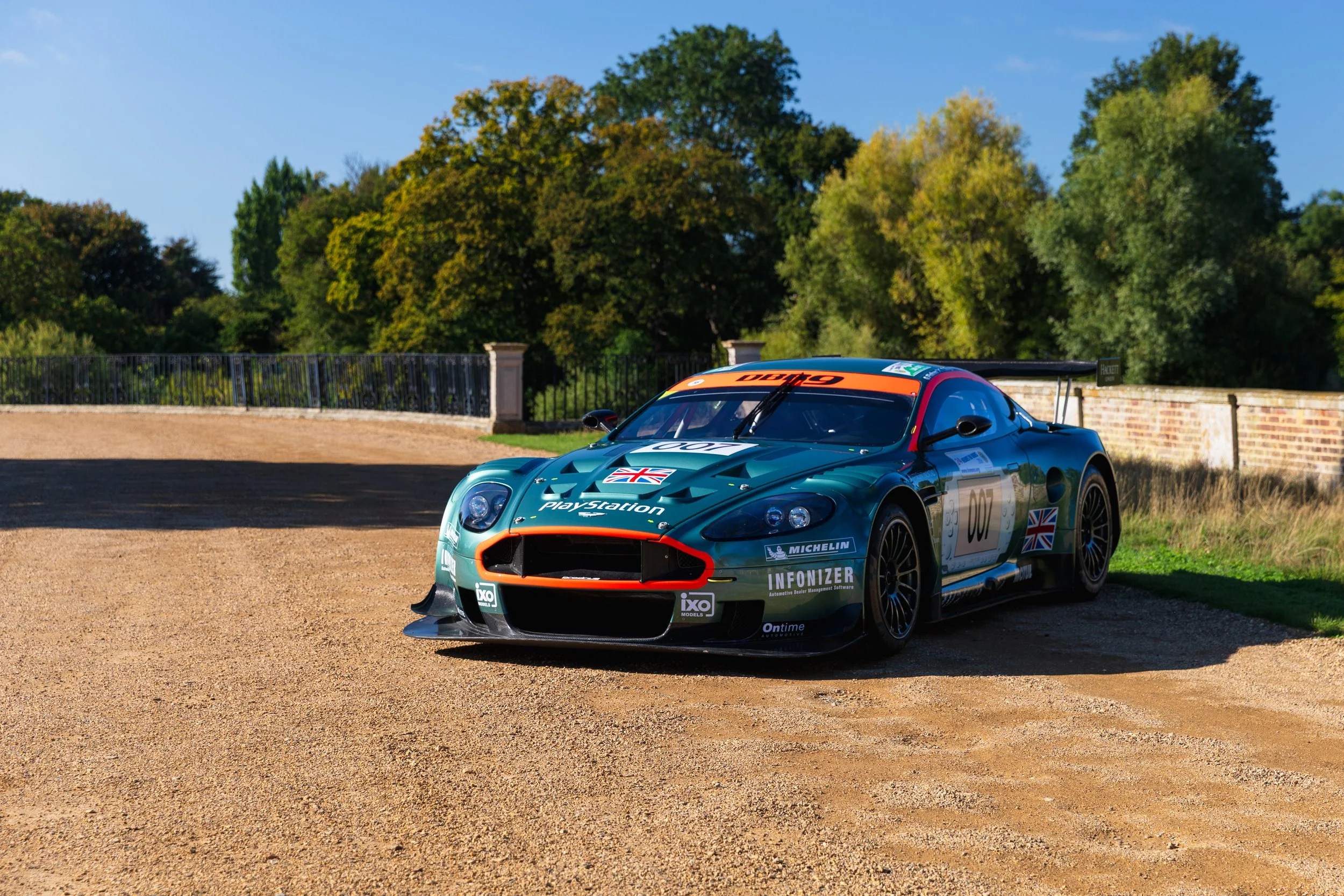 Aston Martin DBR9