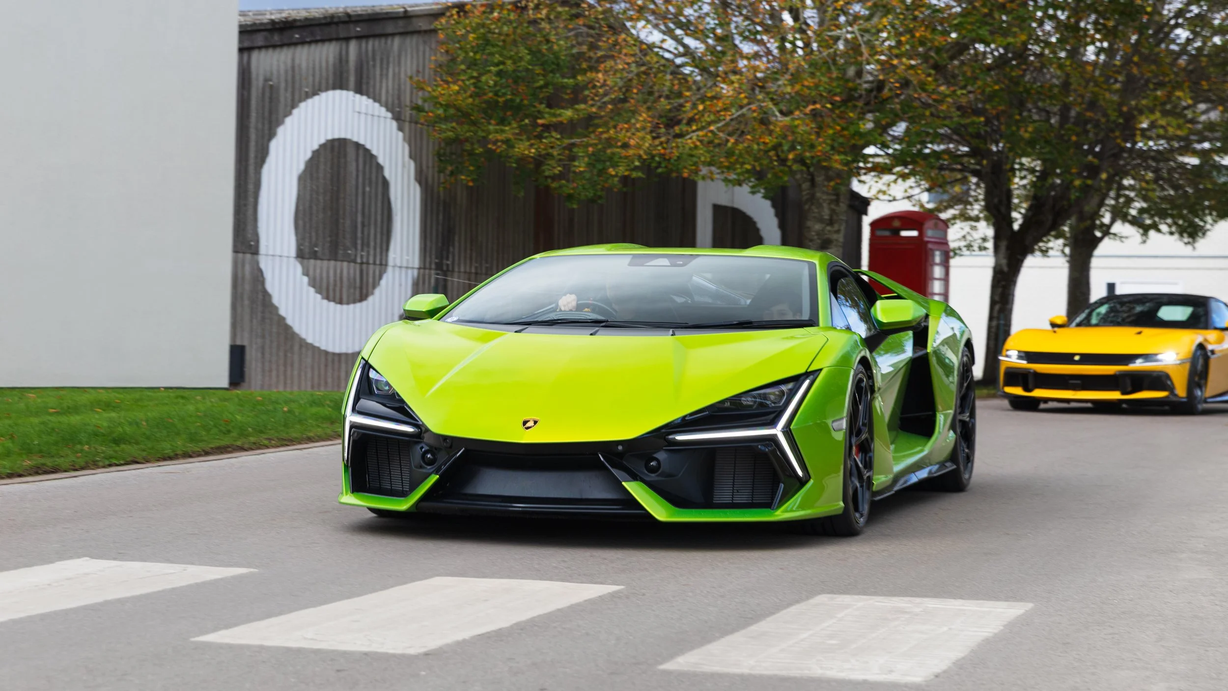 Lamborghini Revuelto
