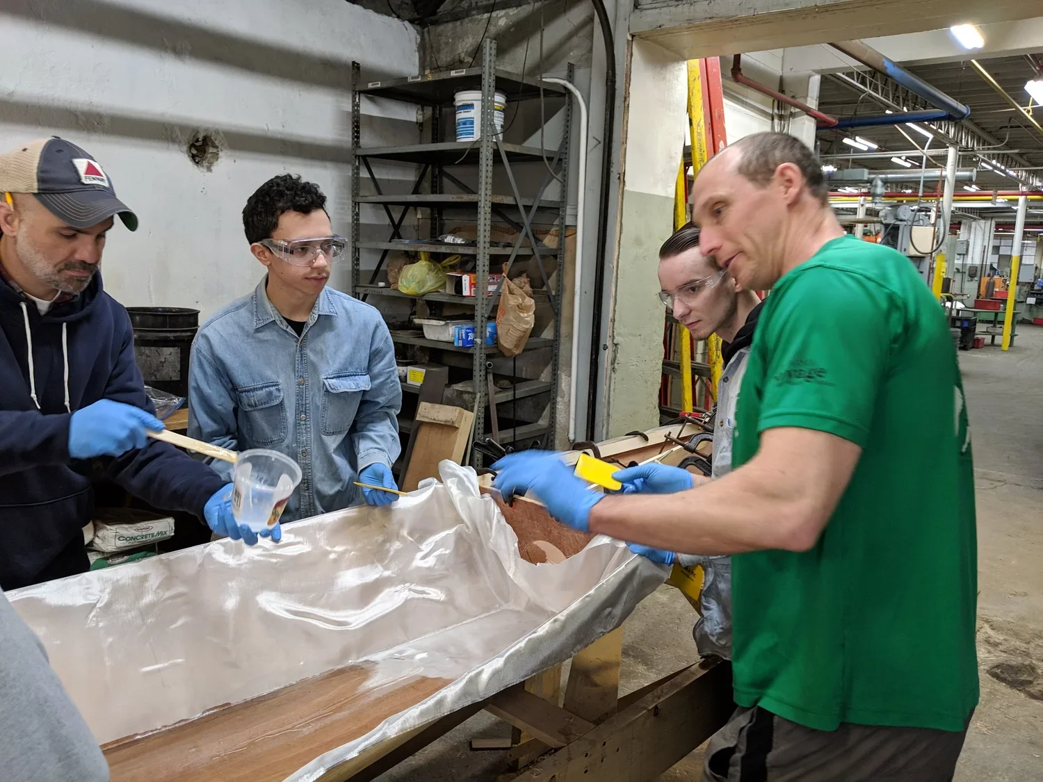 dharmavoyage_youthboatbuilding (15).webp