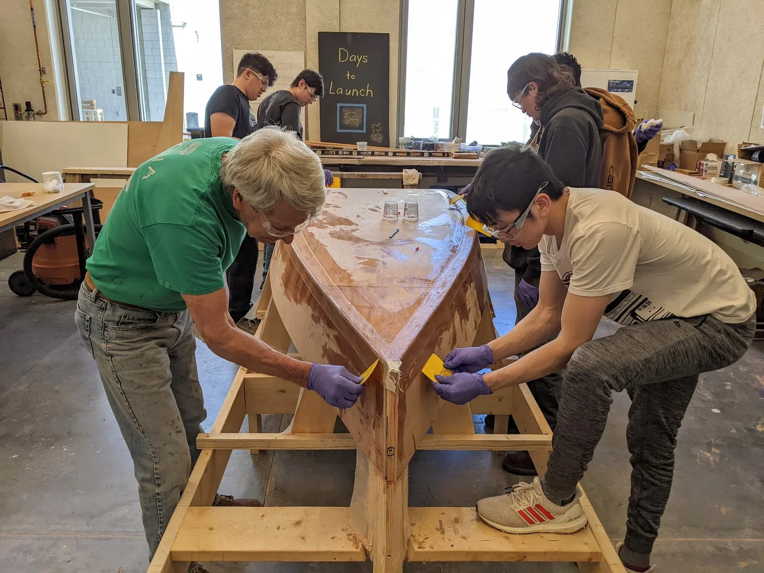 dharmavoyage_youthboatbuilding (25).webp