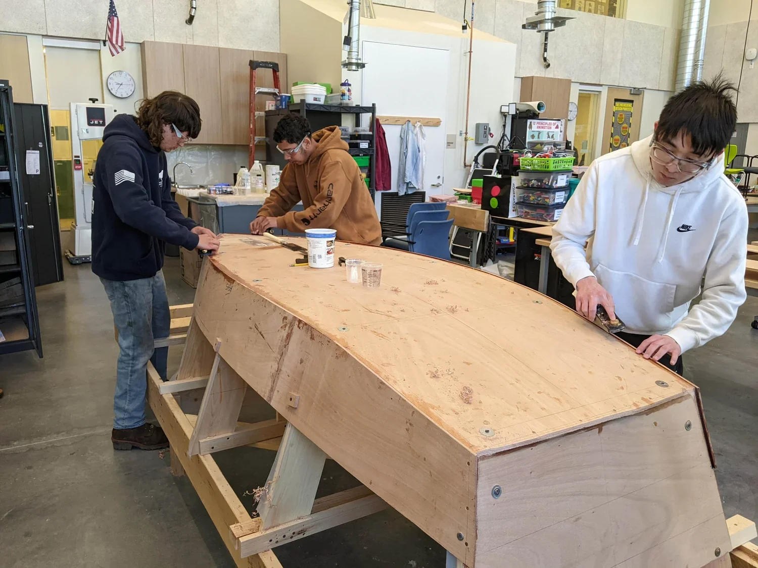 dharmavoyage_youthboatbuilding (24).webp