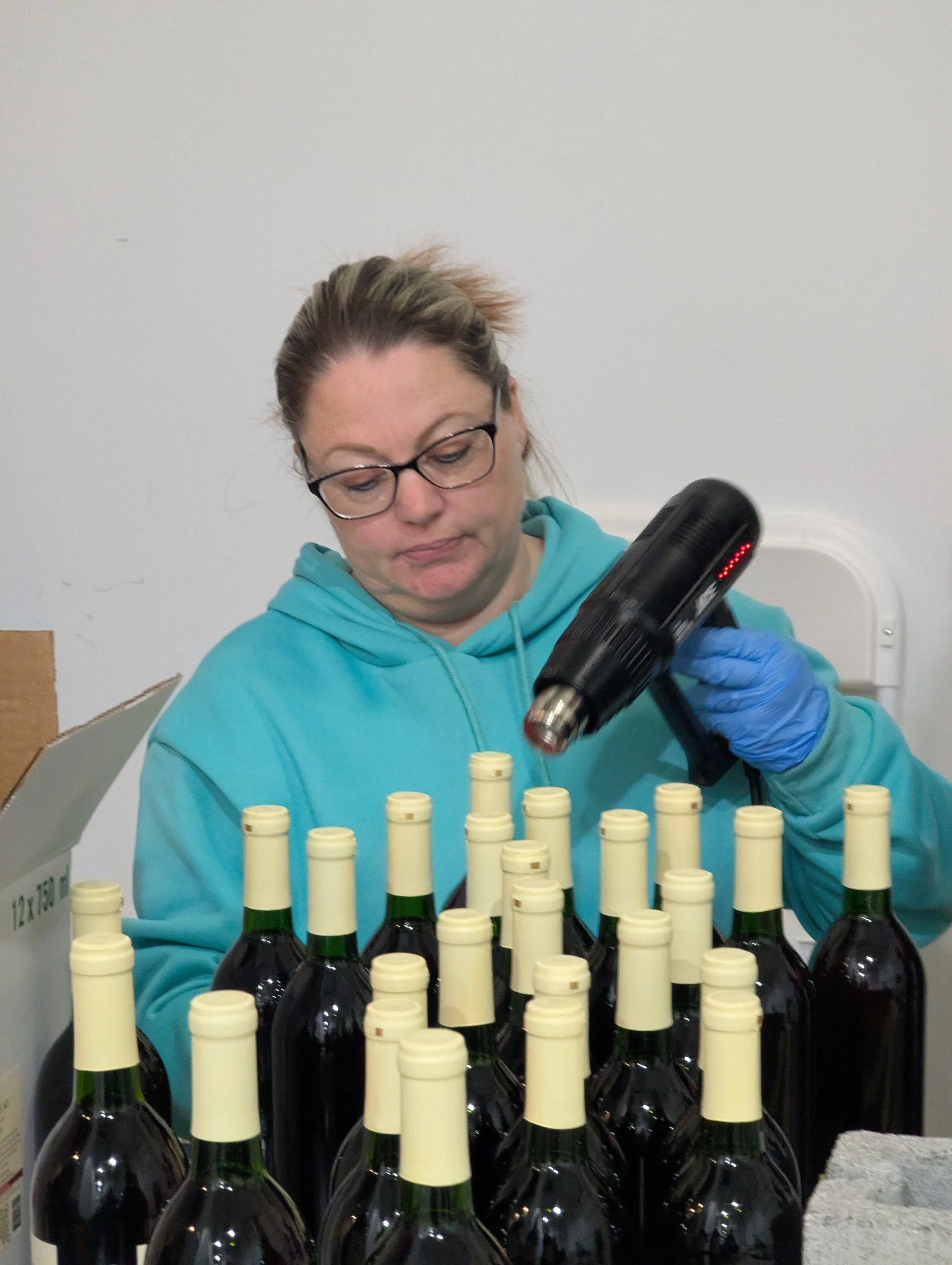 Crissy shrinking the capsules