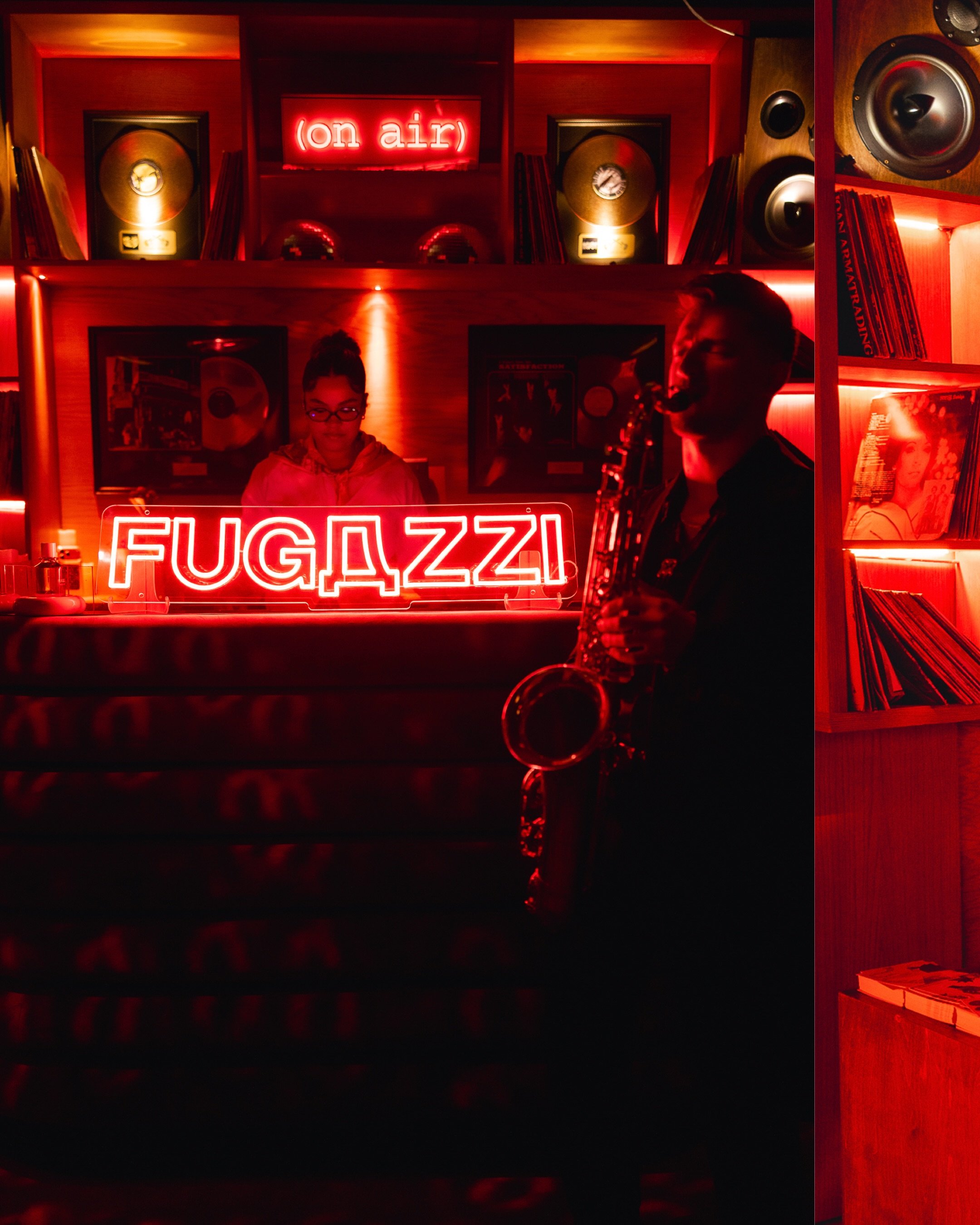 Vibin with @djsaige at the @fugazzifragrances event. Thank you so much for having me. 🙌 

#sax #dj #music #djandsax #event