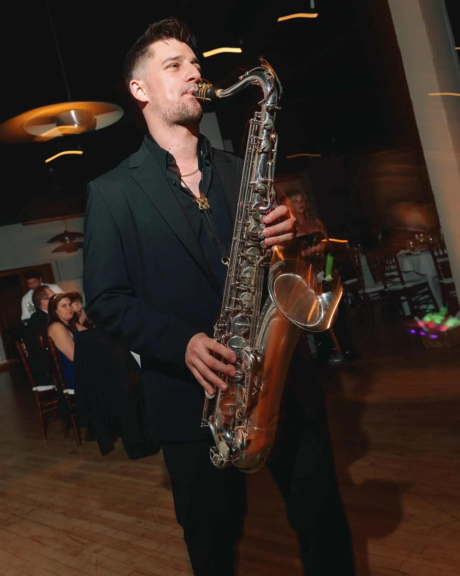 Mood: Unapologetic 

📸by @abbyleighphoto 

#sax #djandsax #saxdj #mattbermanmusic #music