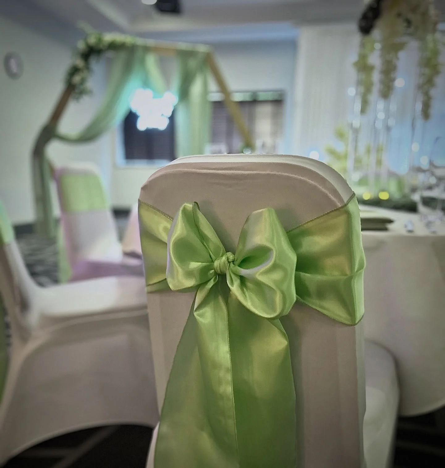 How cute is this colour🥰💚🤍 #eventshire #partyhire #balloons #fyp #love #weddinghireleeds #weddinginspiration