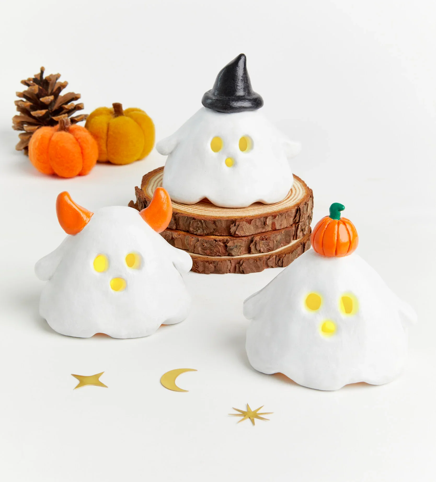 ClayCreations2_withprops_HalloweenClayKitGhosts_v.webp