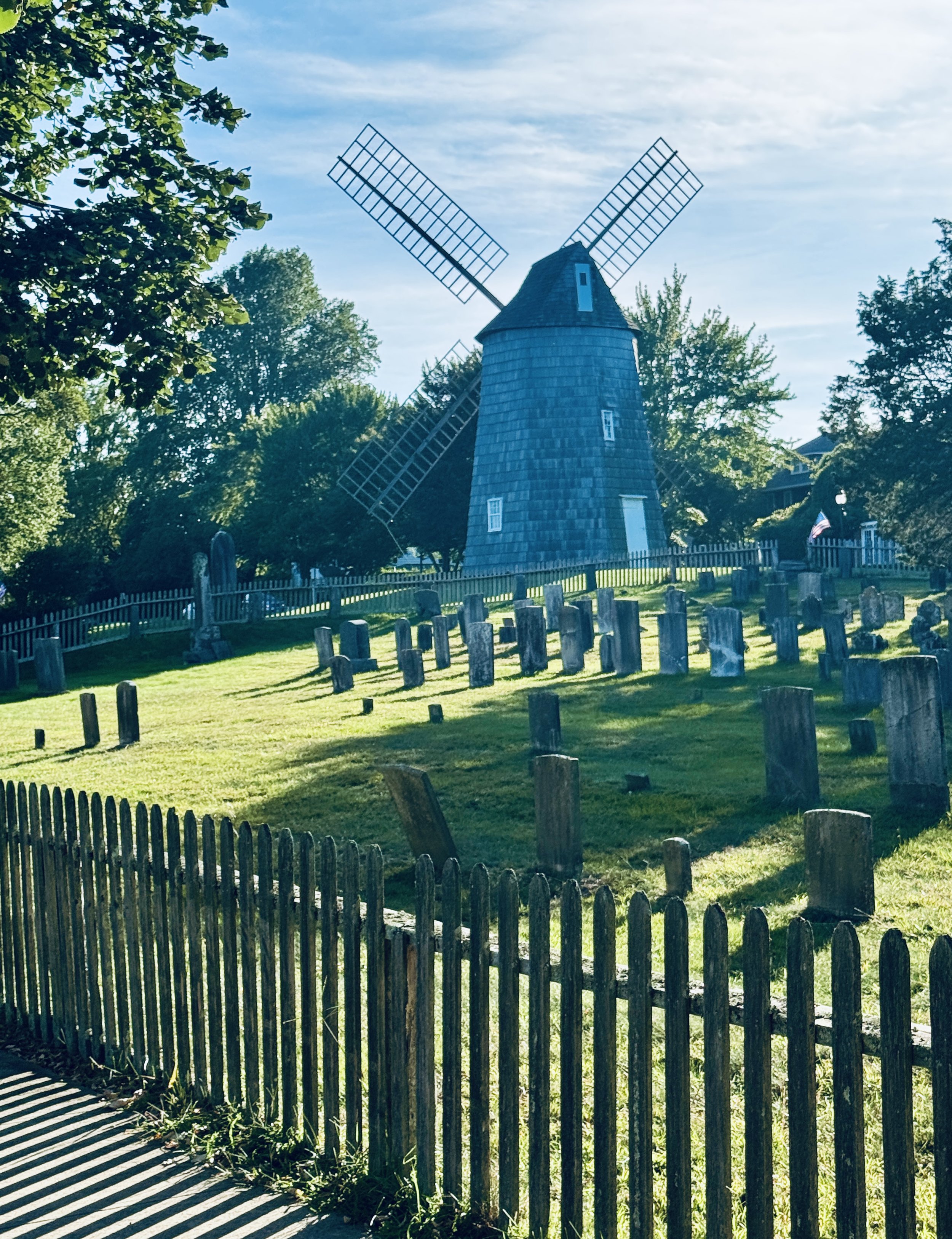 An Essay in Molinology - The Dominy Craftsmen and the Smock Windmill Tradition on Eastern Long Island, New York, 1976
