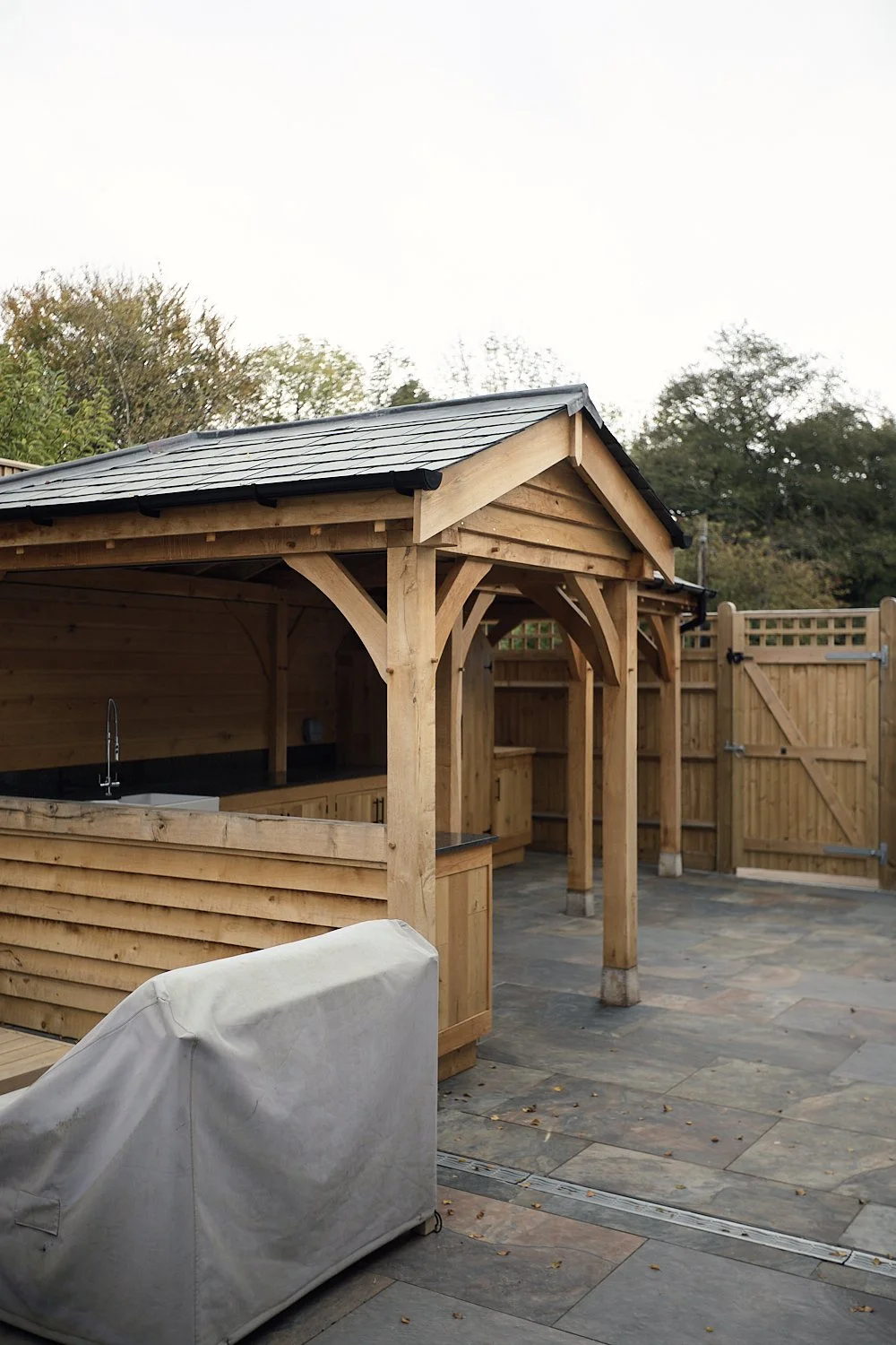 Oak Framed Outdoor Kitchen 6.jpg
