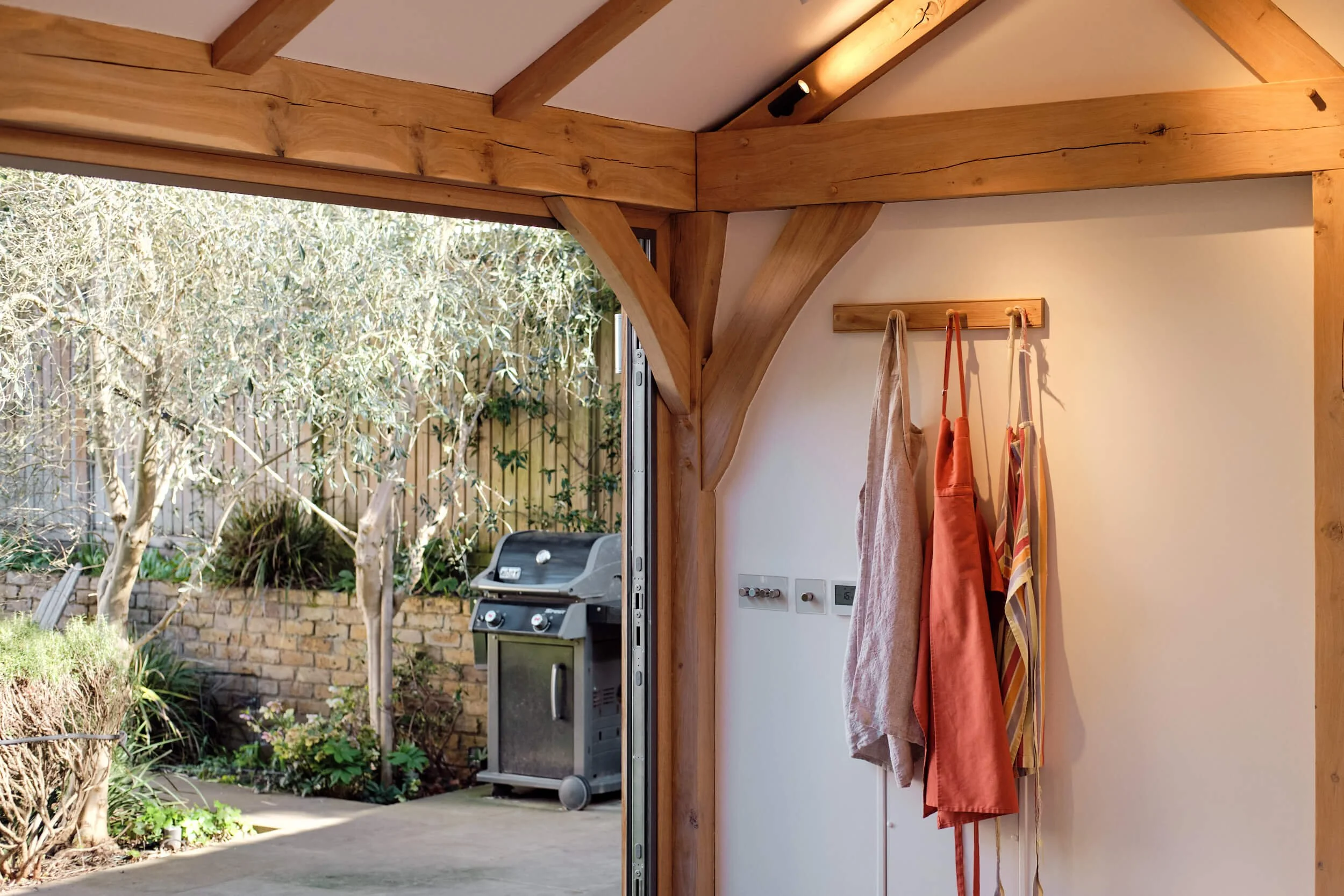 Oak Pottery Studio - Wimbledon 13.jpg