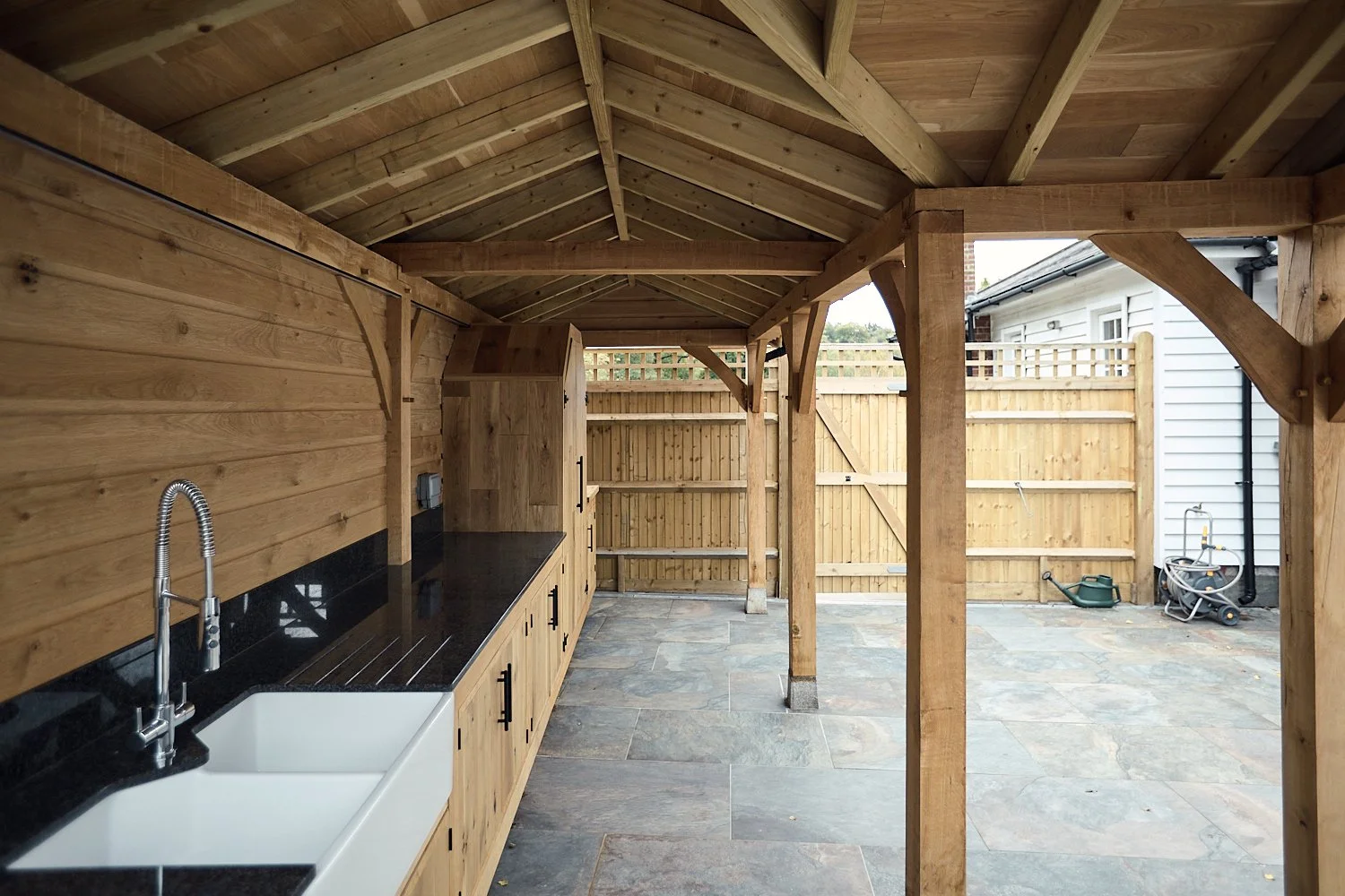 Oak Framed Outdoor Kitchen 8.jpg