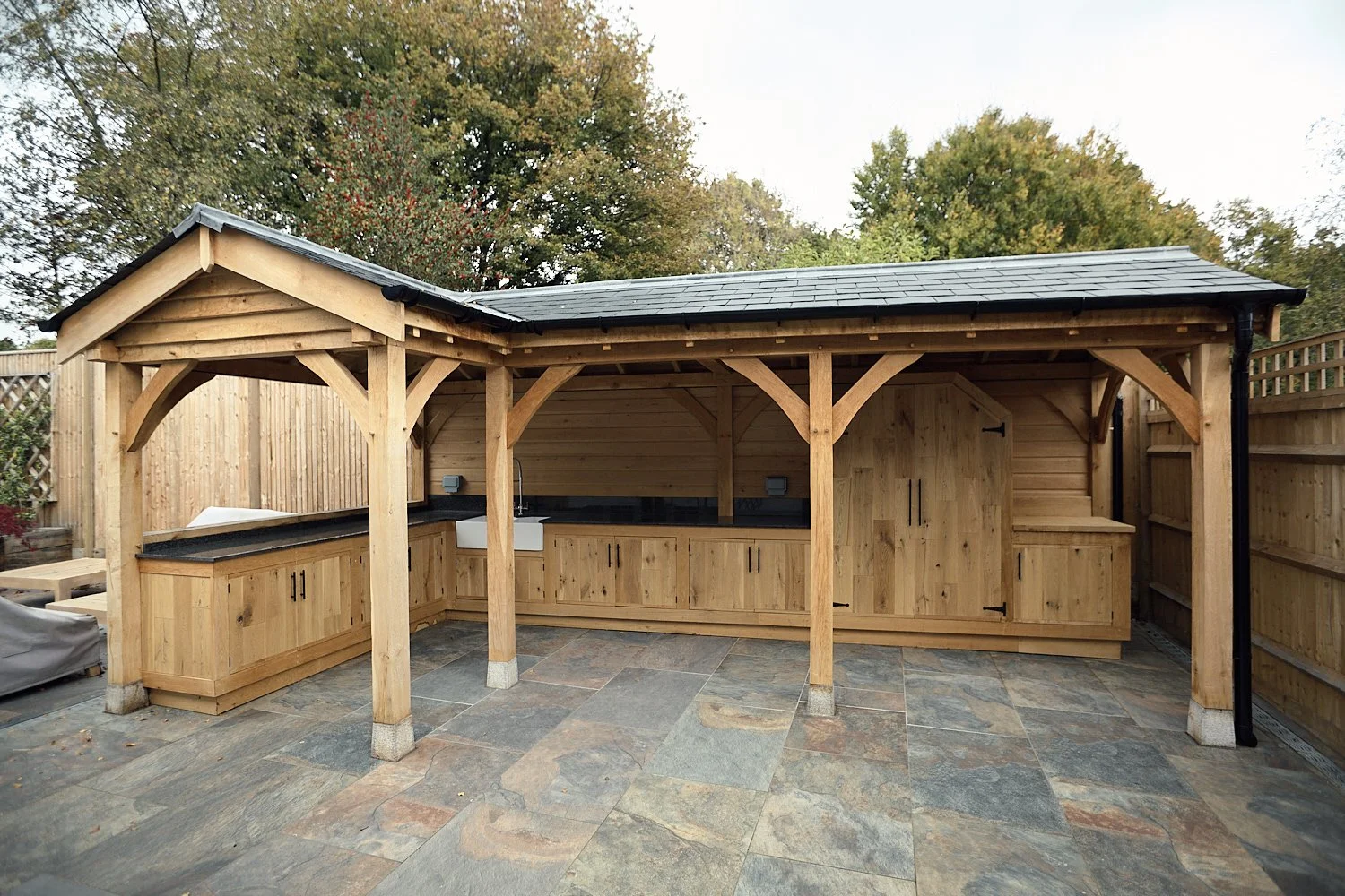 Oak Framed Outdoor Kitchen 3.jpg