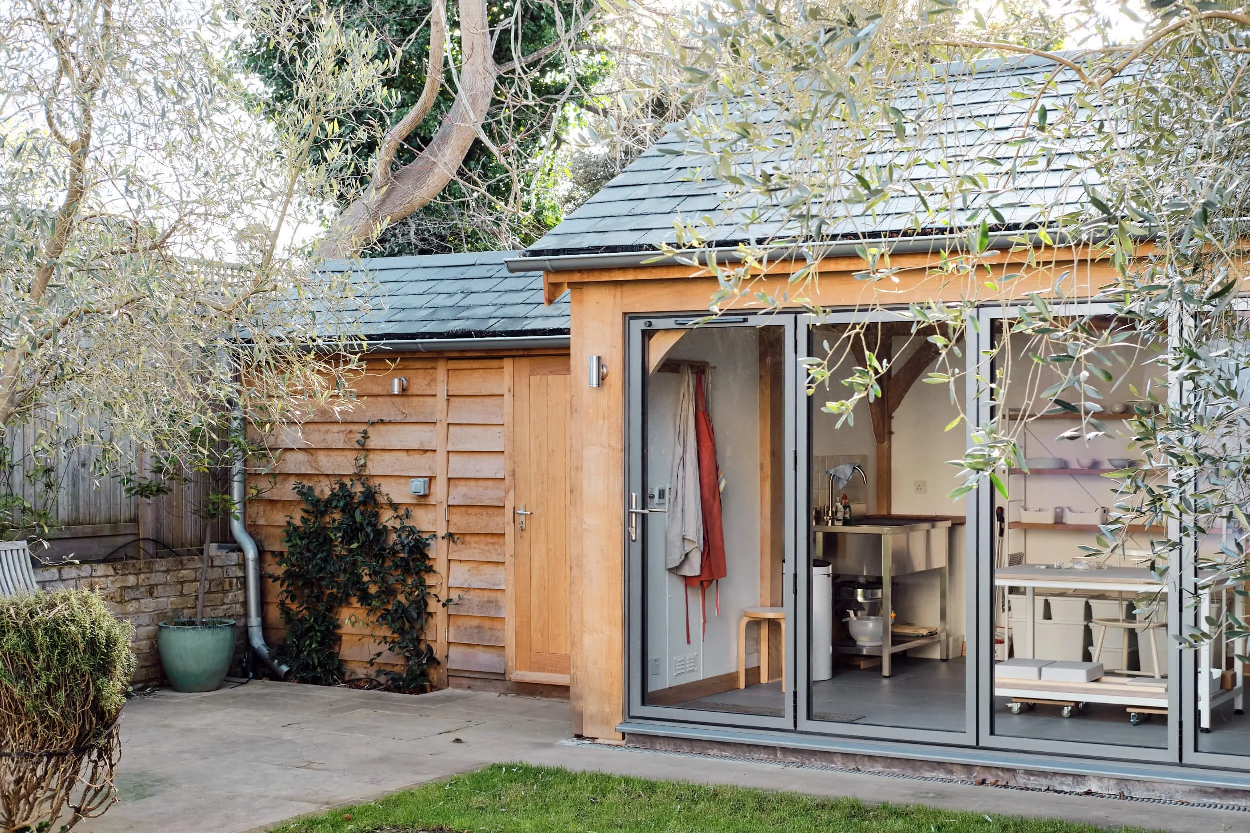 Oak Pottery Studio - Wimbledon 3.jpg
