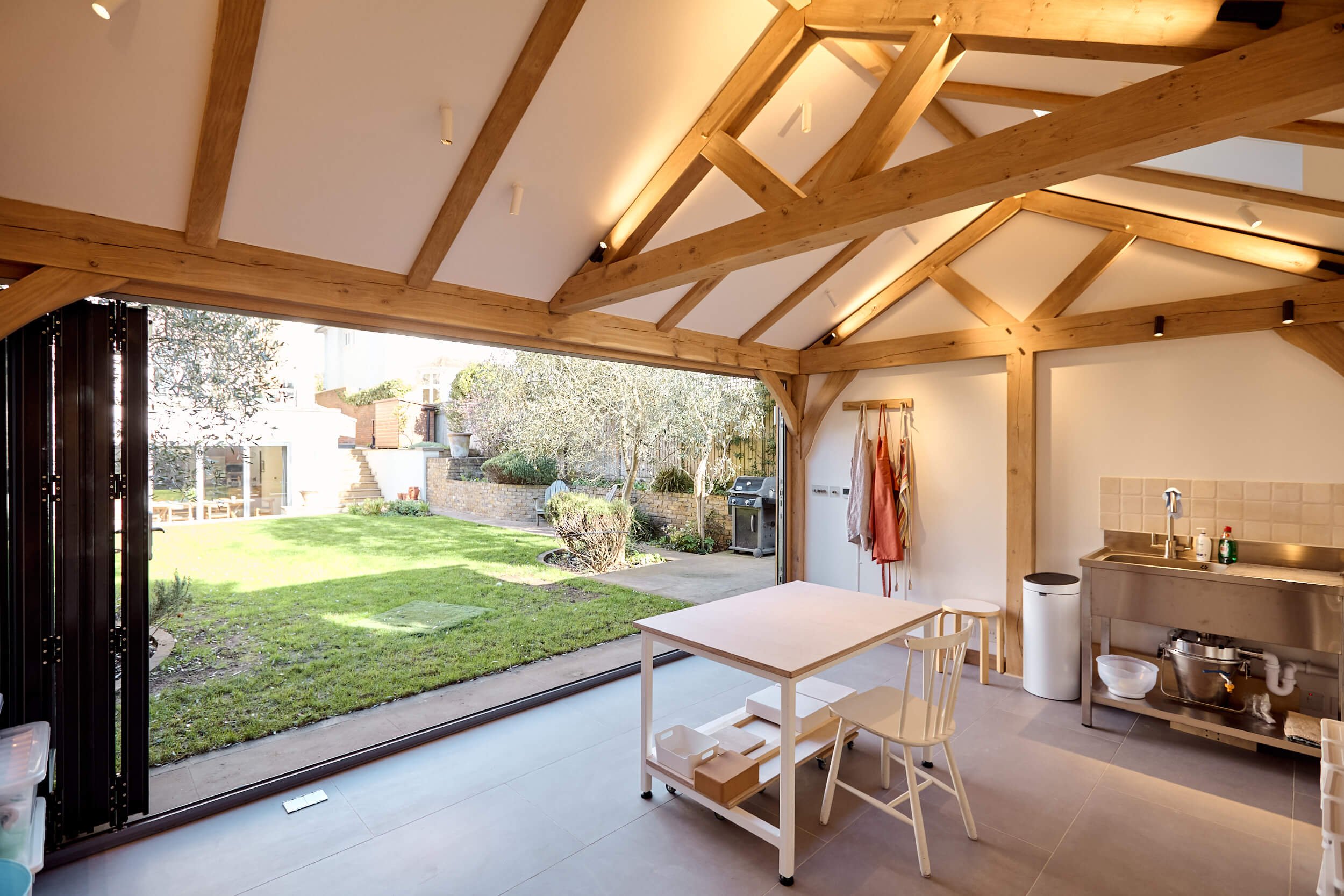 Oak Framed Pottery Studio - Wimbledon 8.jpg