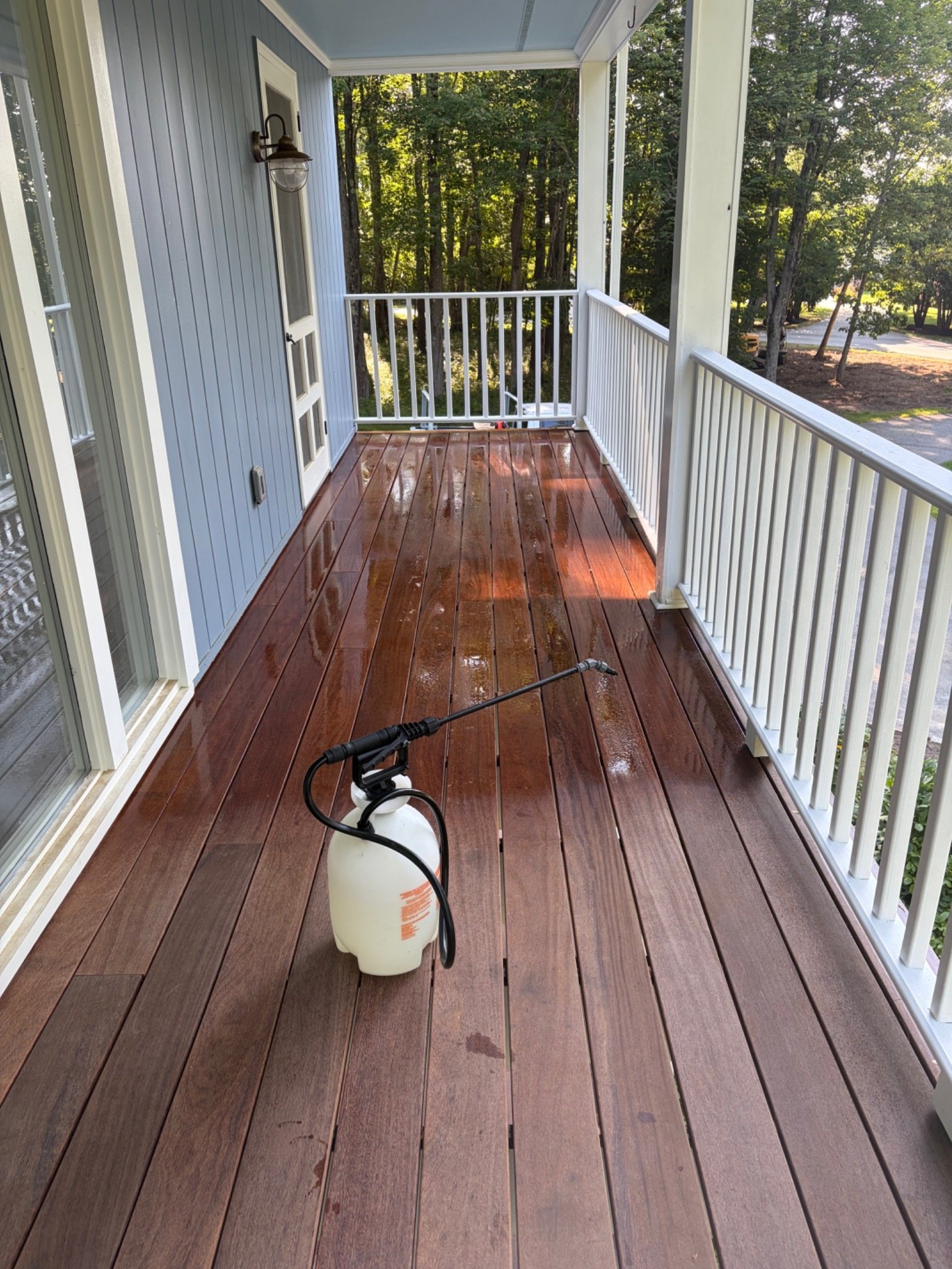 Cleaned residential porch and deck