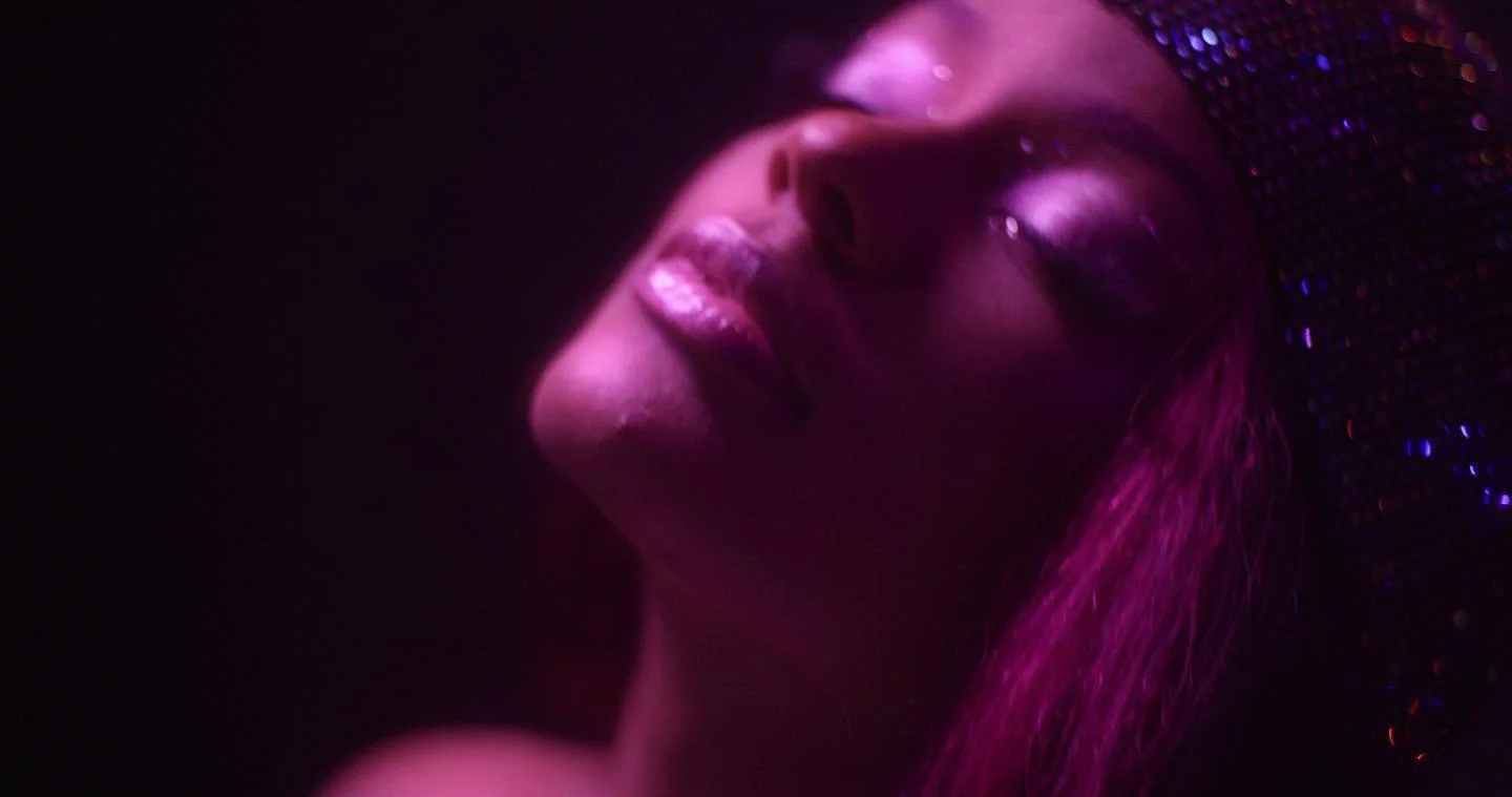 Music Video for &ldquo;SIREN&rdquo; by @im.ayya 

DoP/Director: @carriestalk 
Producer/AD: @alexanderspensergould 
CLT: @bnhrtzll 
KG: @bad.boi.matty.ervin 
Swing/PC: @a_for_arabi 
MUA: @wickedbeautification 
Editor: @purpleskatess 

Special Thanks t