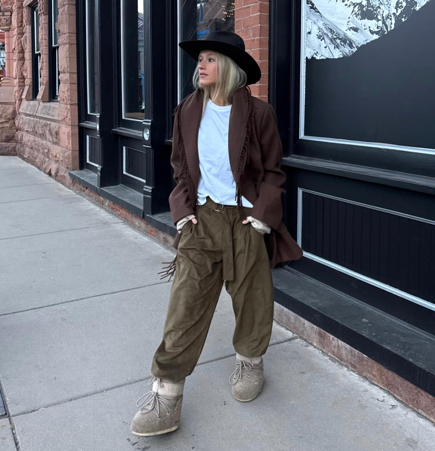 gone dancing &amp; skiiing 🕺⛷️ #bestweekendever