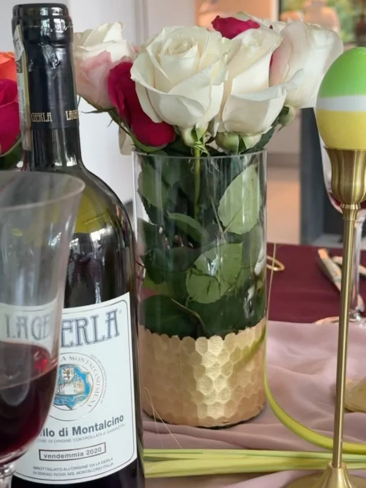 Palm Sunday looked like this&hellip;
Fresh cavatelli
Flowers on the table
A beautiful meal
And for a moment, I caught myself thinking&mdash;
this is a lot.
But then I realized&hellip;
I don&rsquo;t have to do any of this.
I get to.
I get to cook.
I g