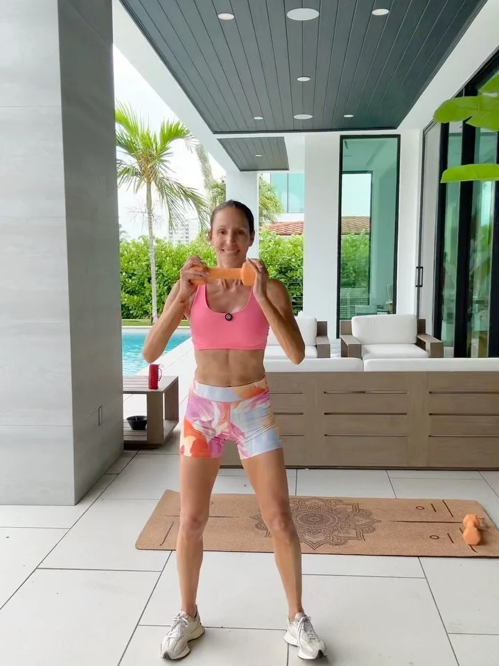 6 weeks ago, I was recovering from surgery and wondering when I would feel like me again.
Today, I&rsquo;m proud to say&hellip; I&rsquo;m back to training core. 🤍

Not through punishment.
Not through pressure.
But through grace, patience, walking, n