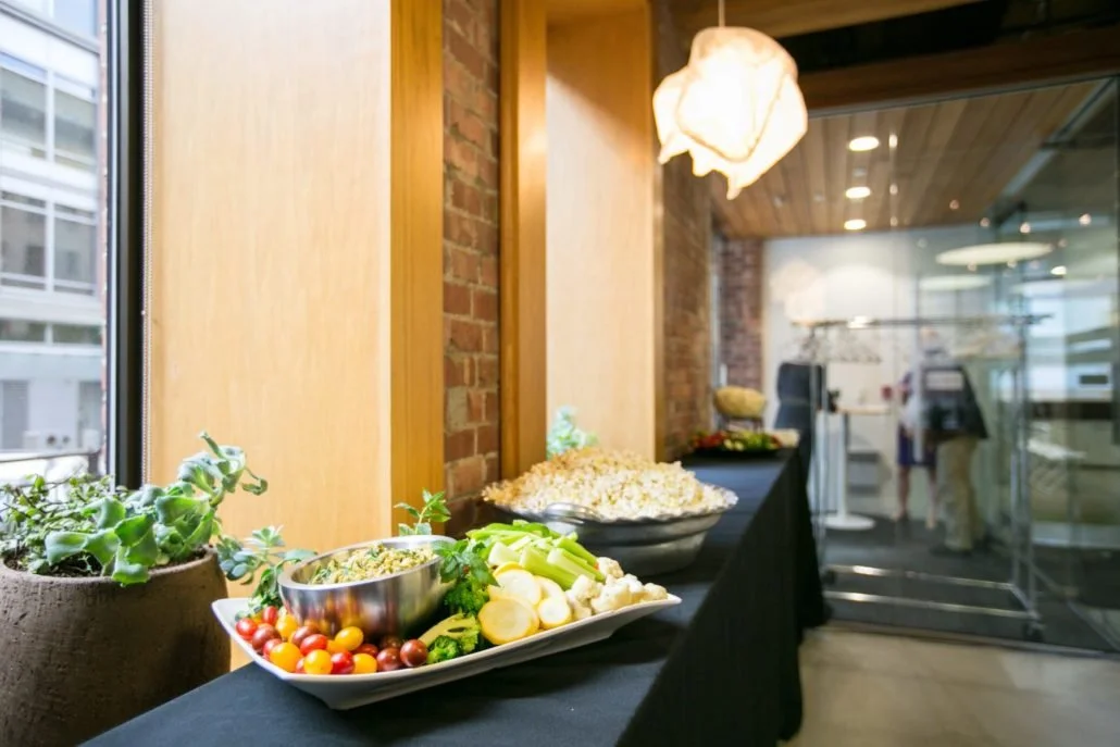 Food-on-stationary-bar-top-in-Hub-Cafe-1030x687-1.jpg