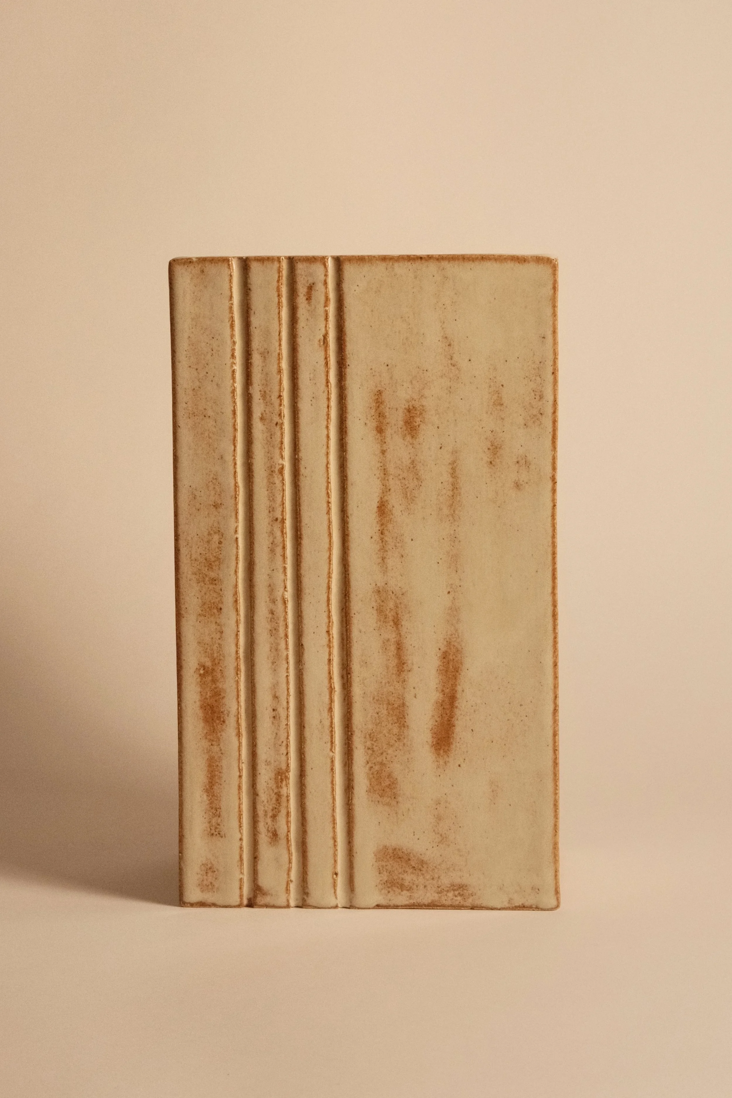 Wide Lines Vase 2.jpg