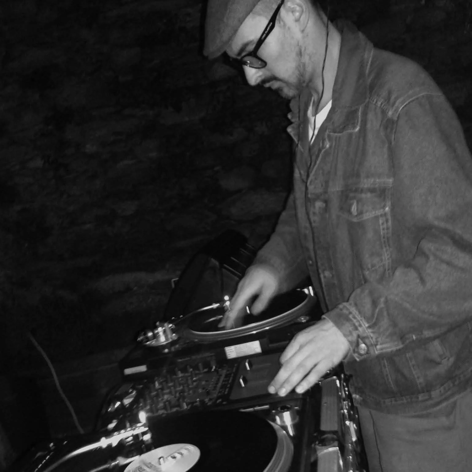 Open format dj macaco cacao dj duo cruise ships wedding party event