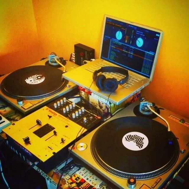 Open format dj macaco cacao dj duo cruise ships wedding party event