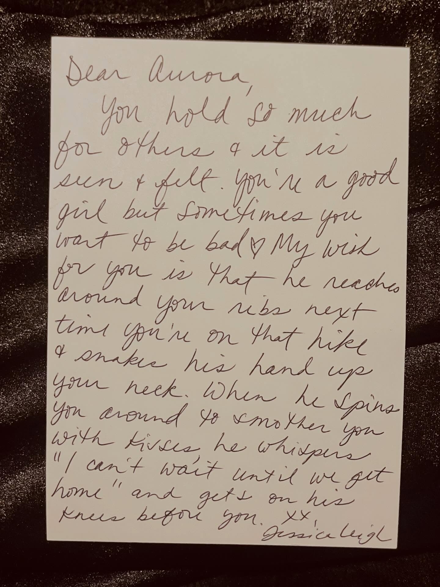 I LOOOVED writing little loves notes to all you Wuthering Heights lovers today 🖤🖤