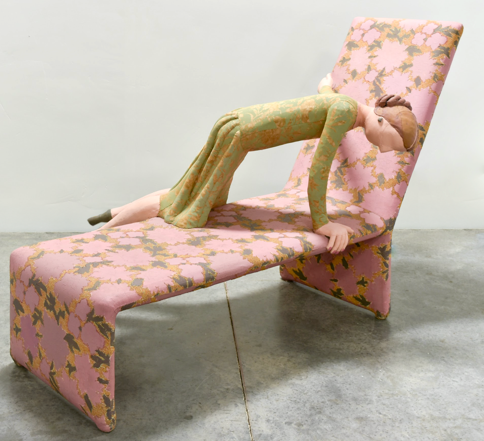 Eleanor Looking for Something