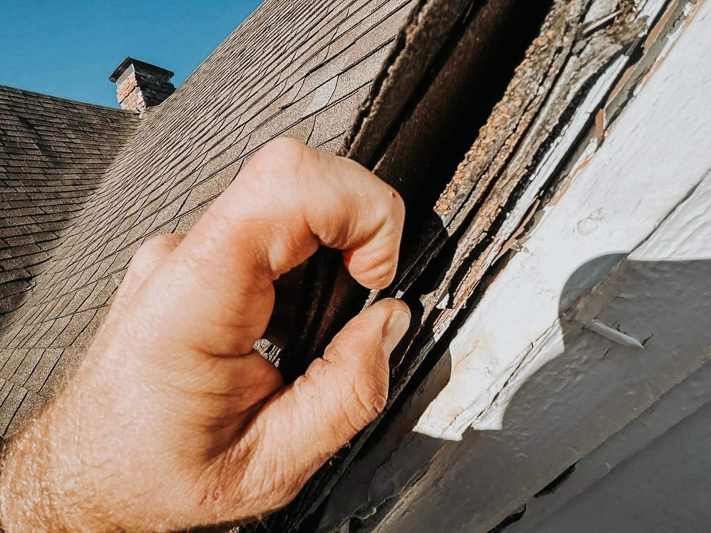 Multiple Layers of Shingles: Why It’s a Common Problem on Older Greenville Homes