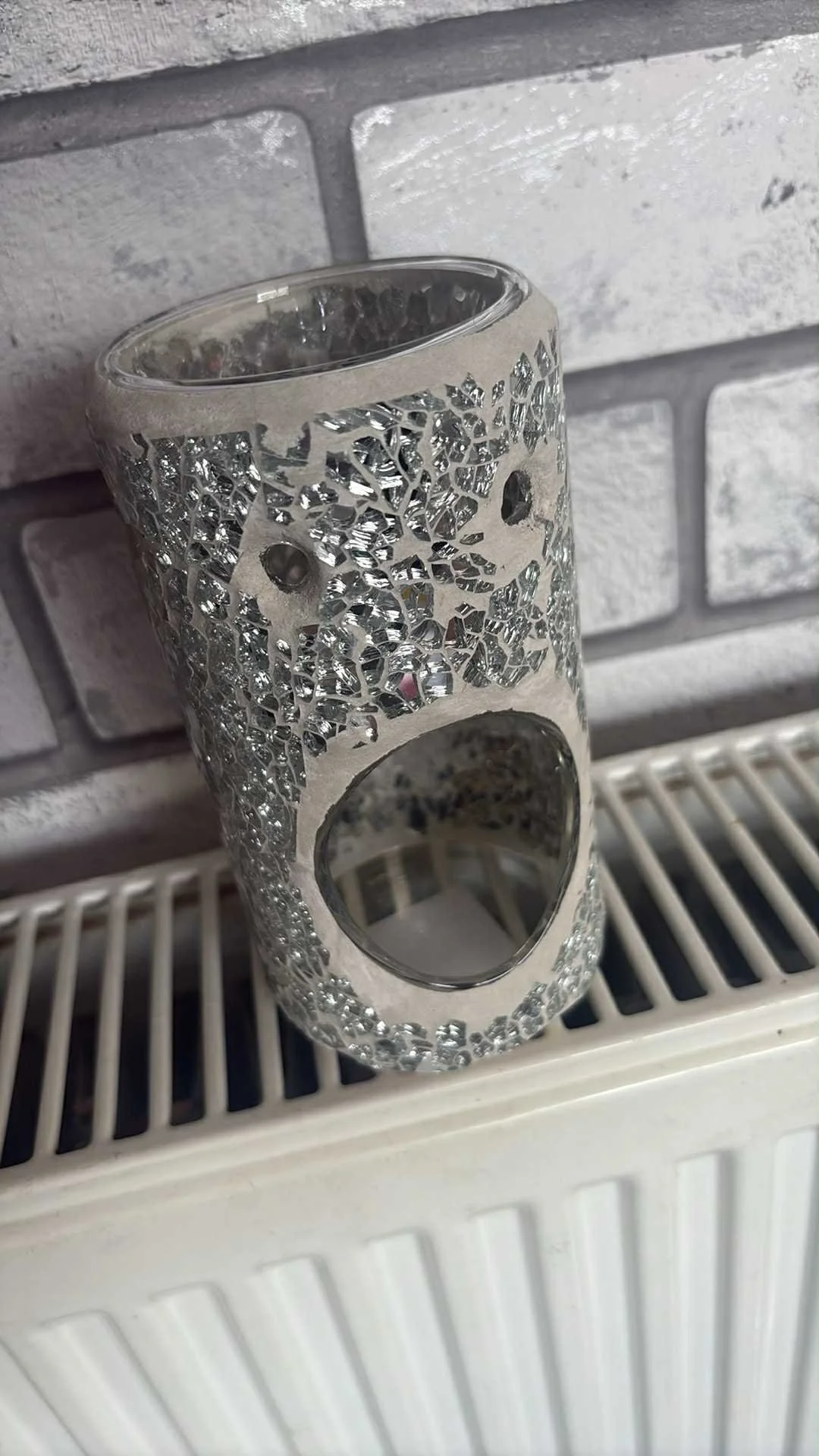 Black and silver mosiac wax burner