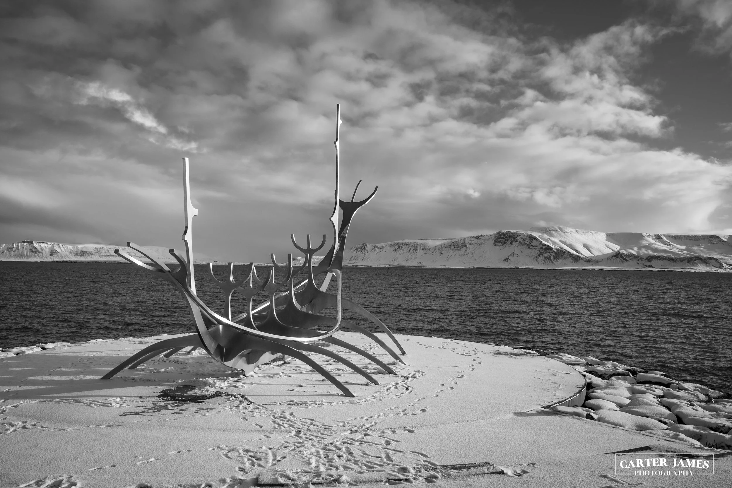 2SunVoyager12x18bwwm.jpg