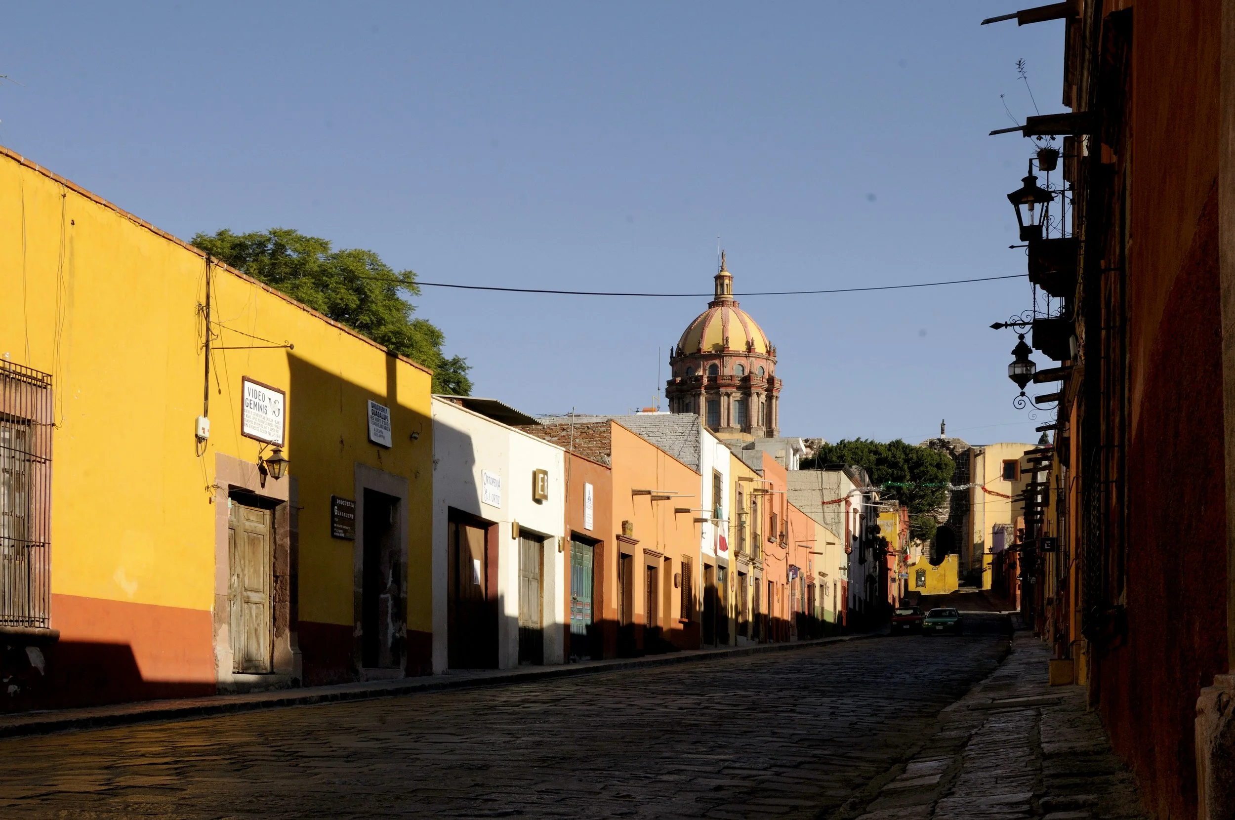Fotografía de la calle de Zacateros en San Miguel de Allende
