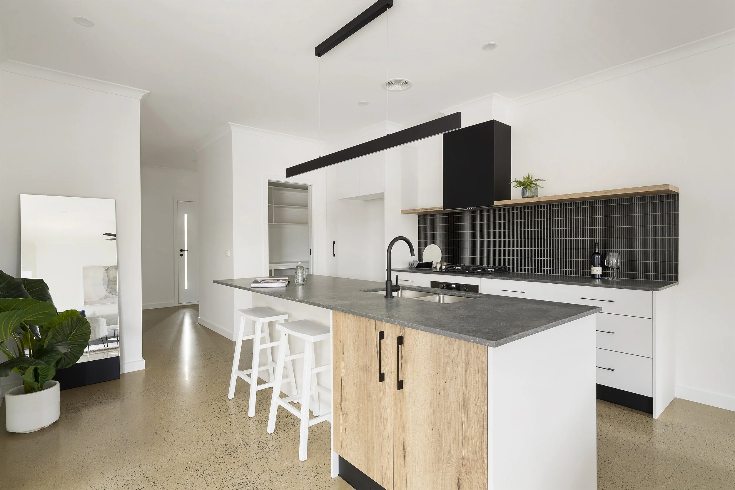 LP1194_25WardenSt_217.jpg