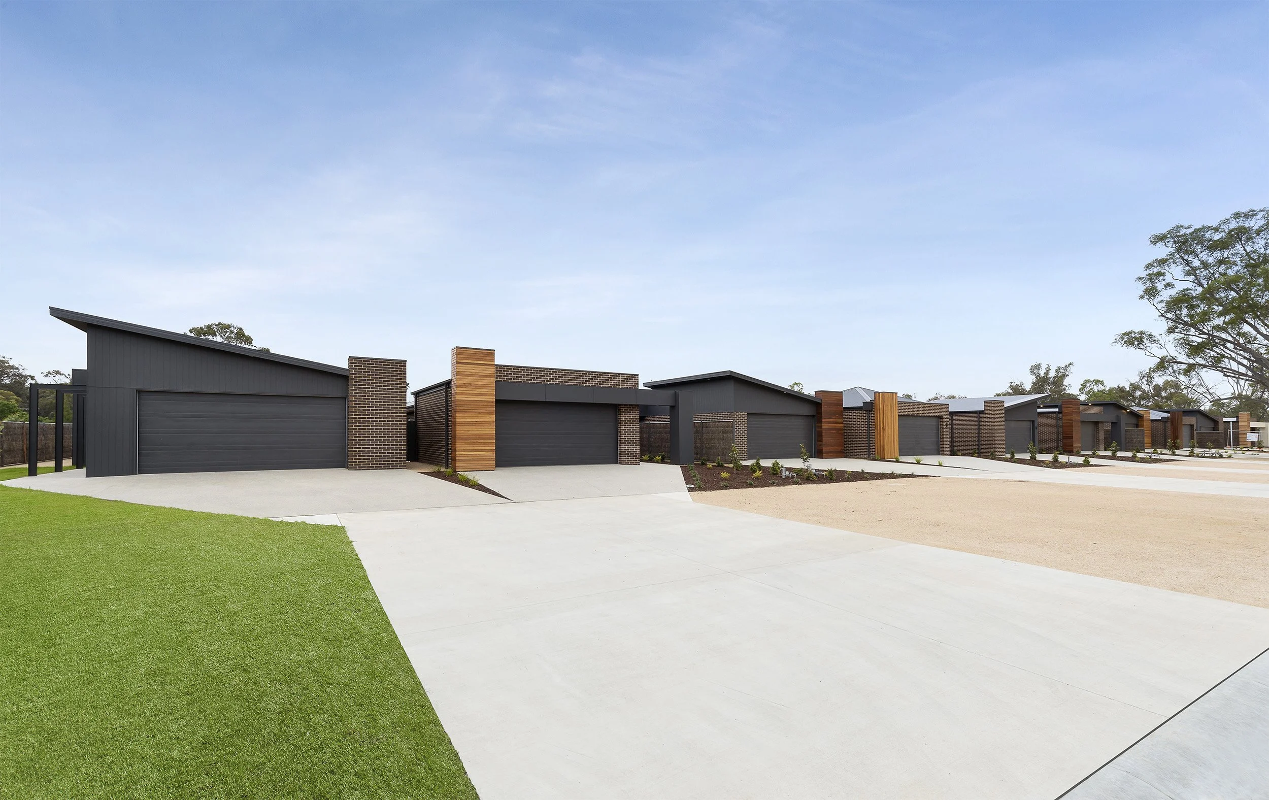 LP1194_25WardenSt_147-Pano.jpg