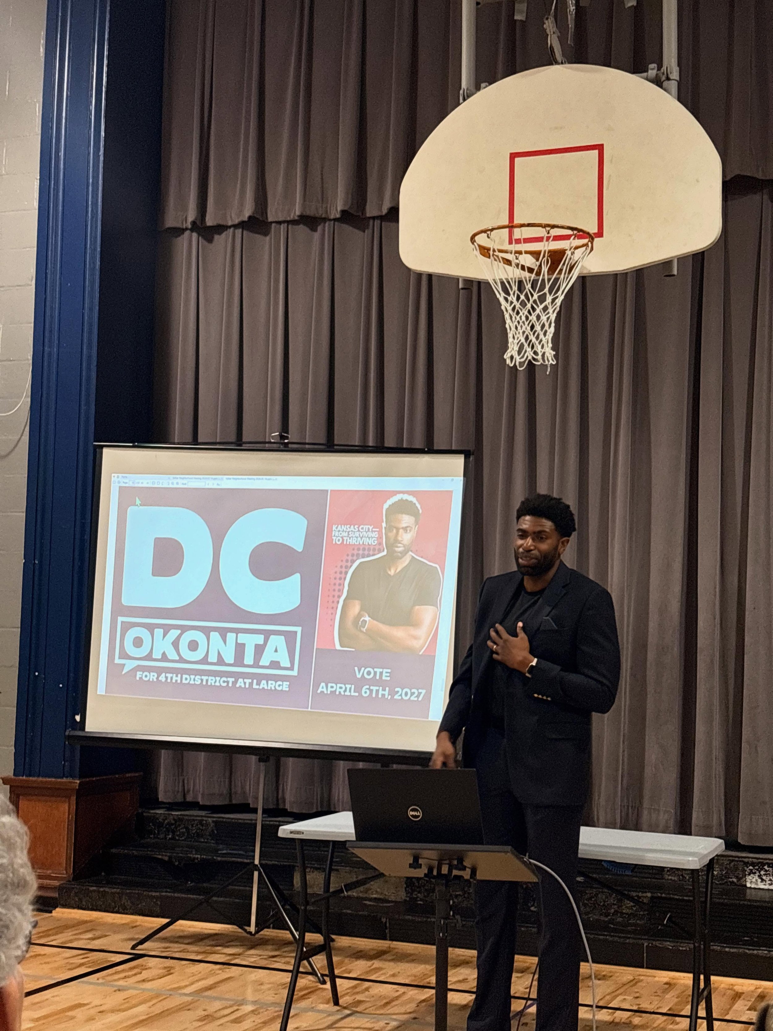 Thank you again @volkerkcmo for allowing me to introduce myself last night. I look forward to engaging with you all in the future and hopefully representing you!

A few things that Volker residents want the city to focus on:

➡️Housing Affordability 