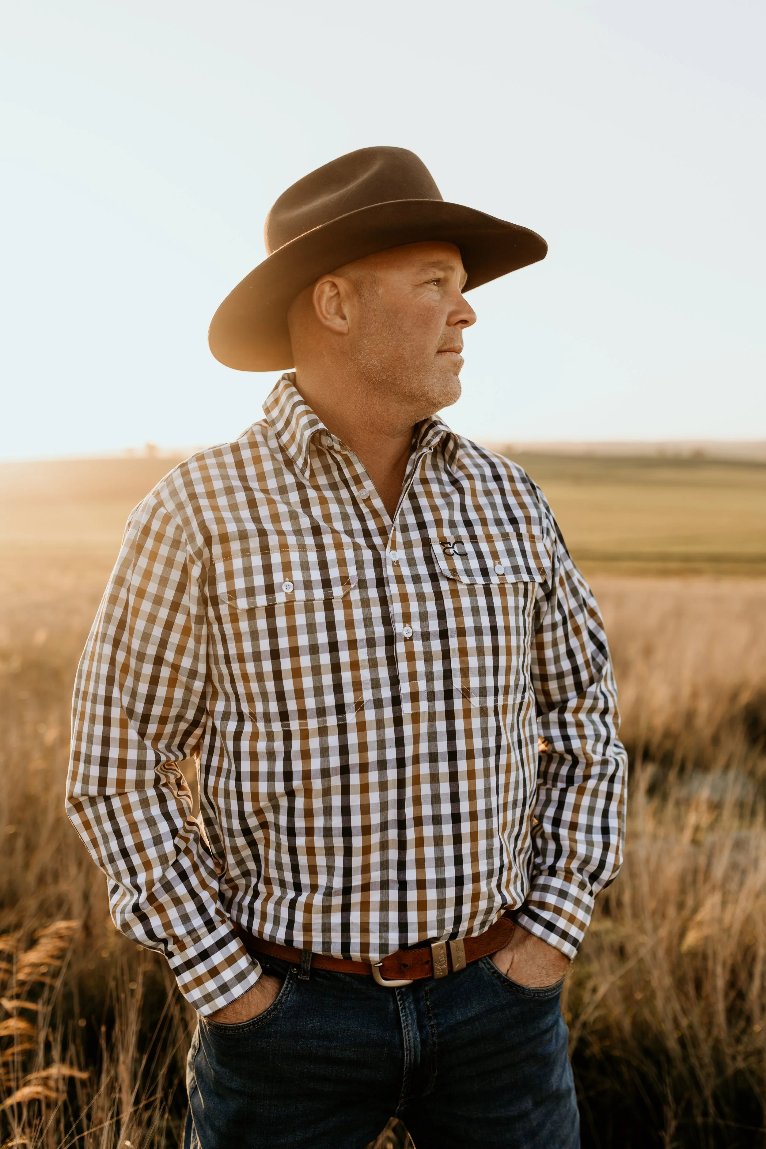 Men's High Country Half Button Shirt in Brown/Navy Check