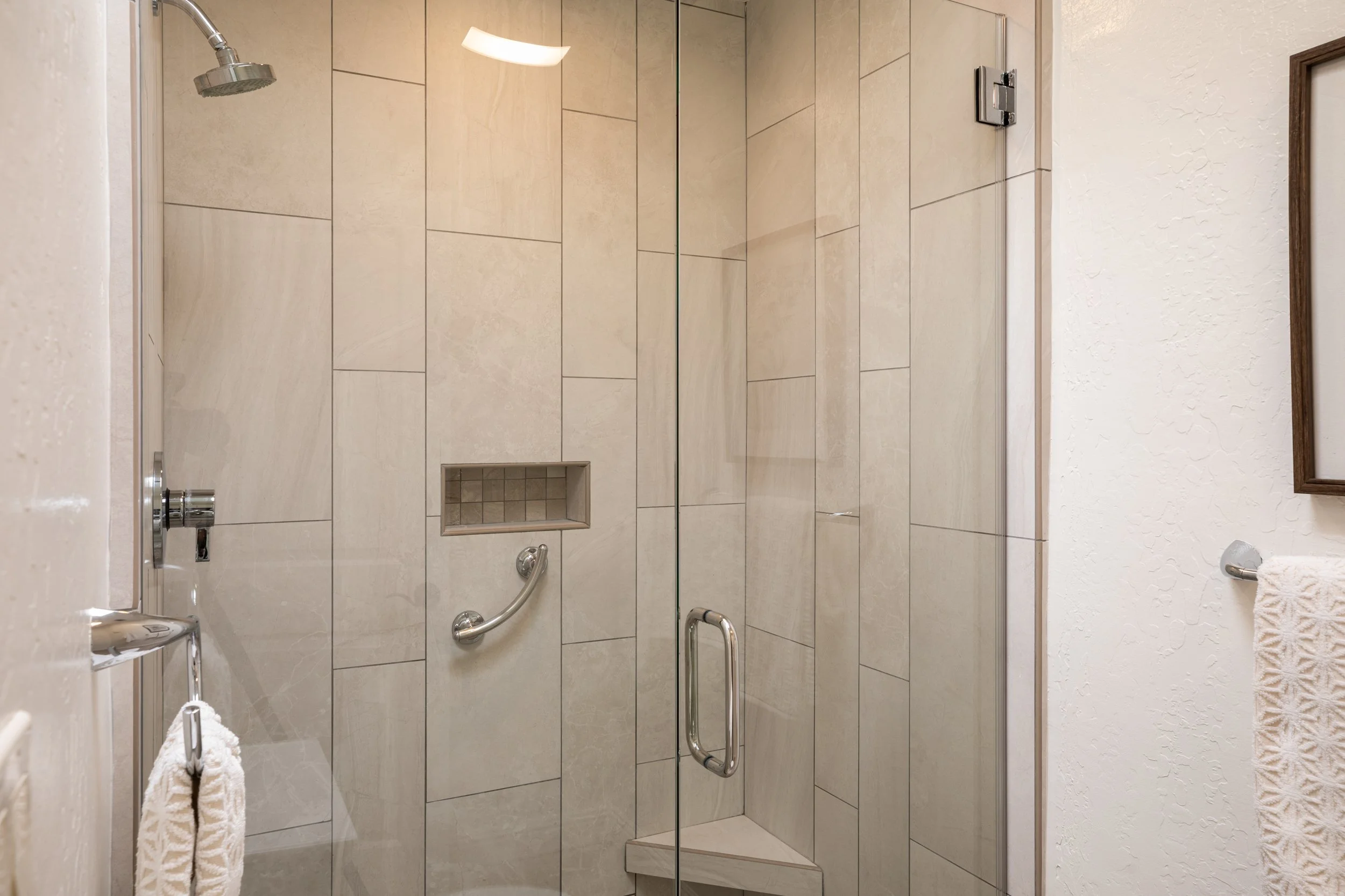 21-4BayTree_Matt_Anello-2342-MLS.jpg