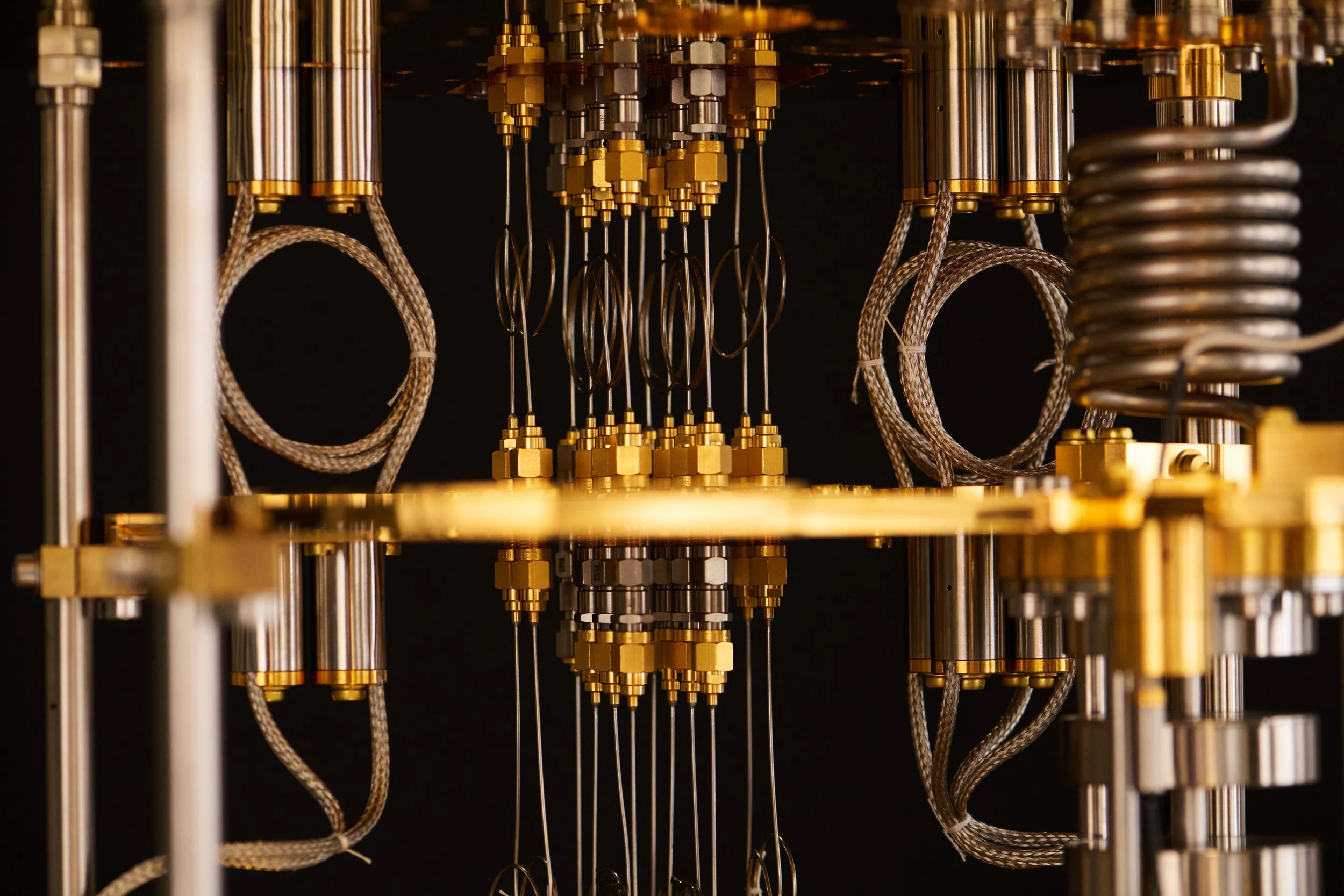 Silicon-Based Quantum Computing - Diraq