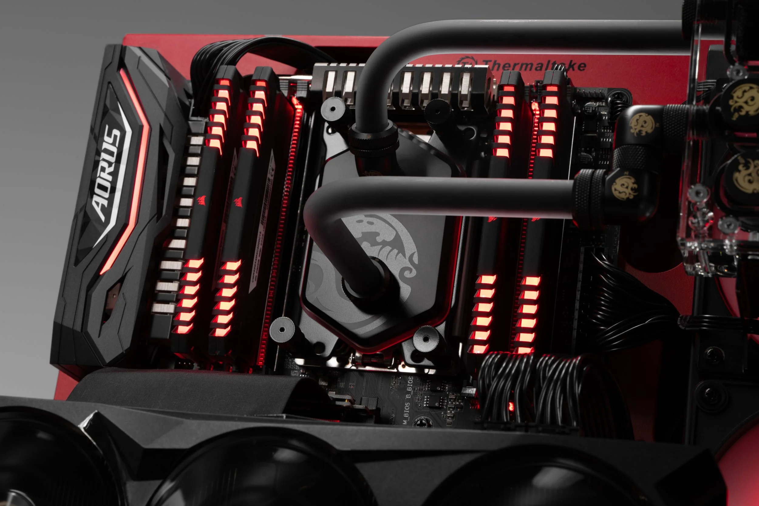 Thermaltake Core P3 red edition