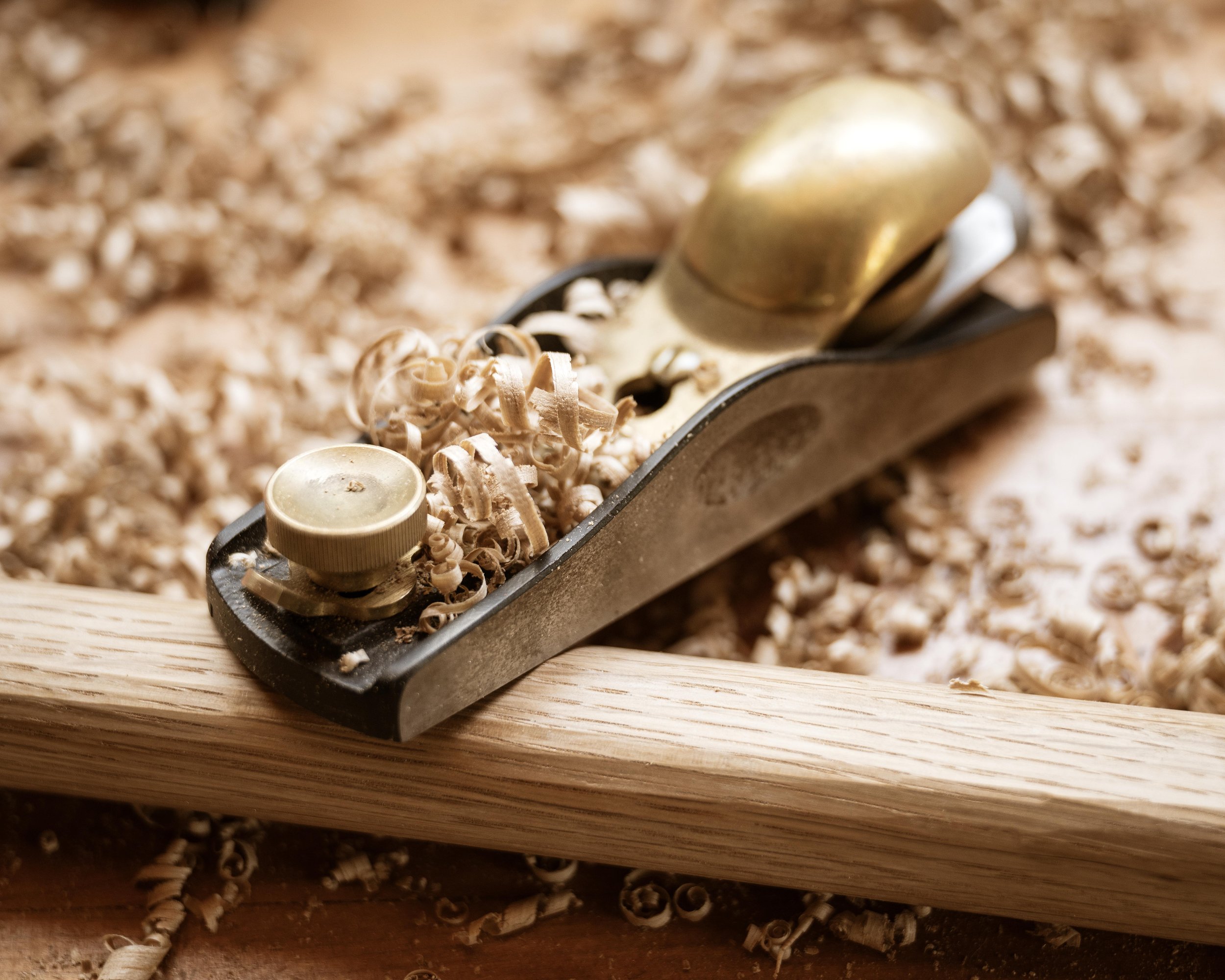 hand-plane-white-oak-wood.jpg